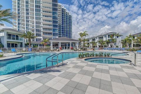 Condominium in North Palm Beach FL 1 Water Club Way Way 38.jpg