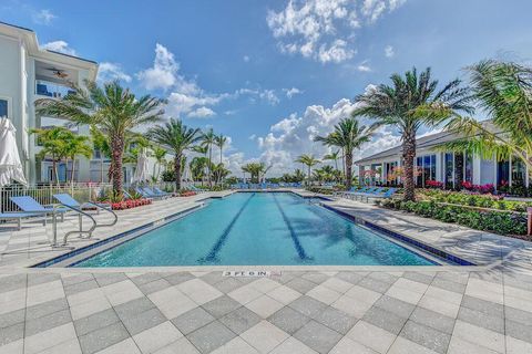 Condominium in North Palm Beach FL 1 Water Club Way Way 33.jpg