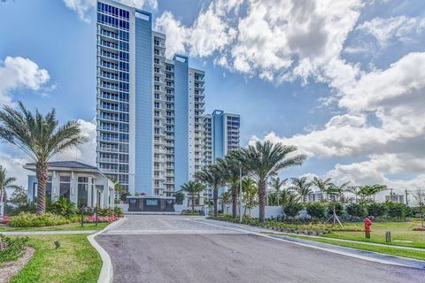 Condominium in North Palm Beach FL 1 Water Club Way Way 57.jpg