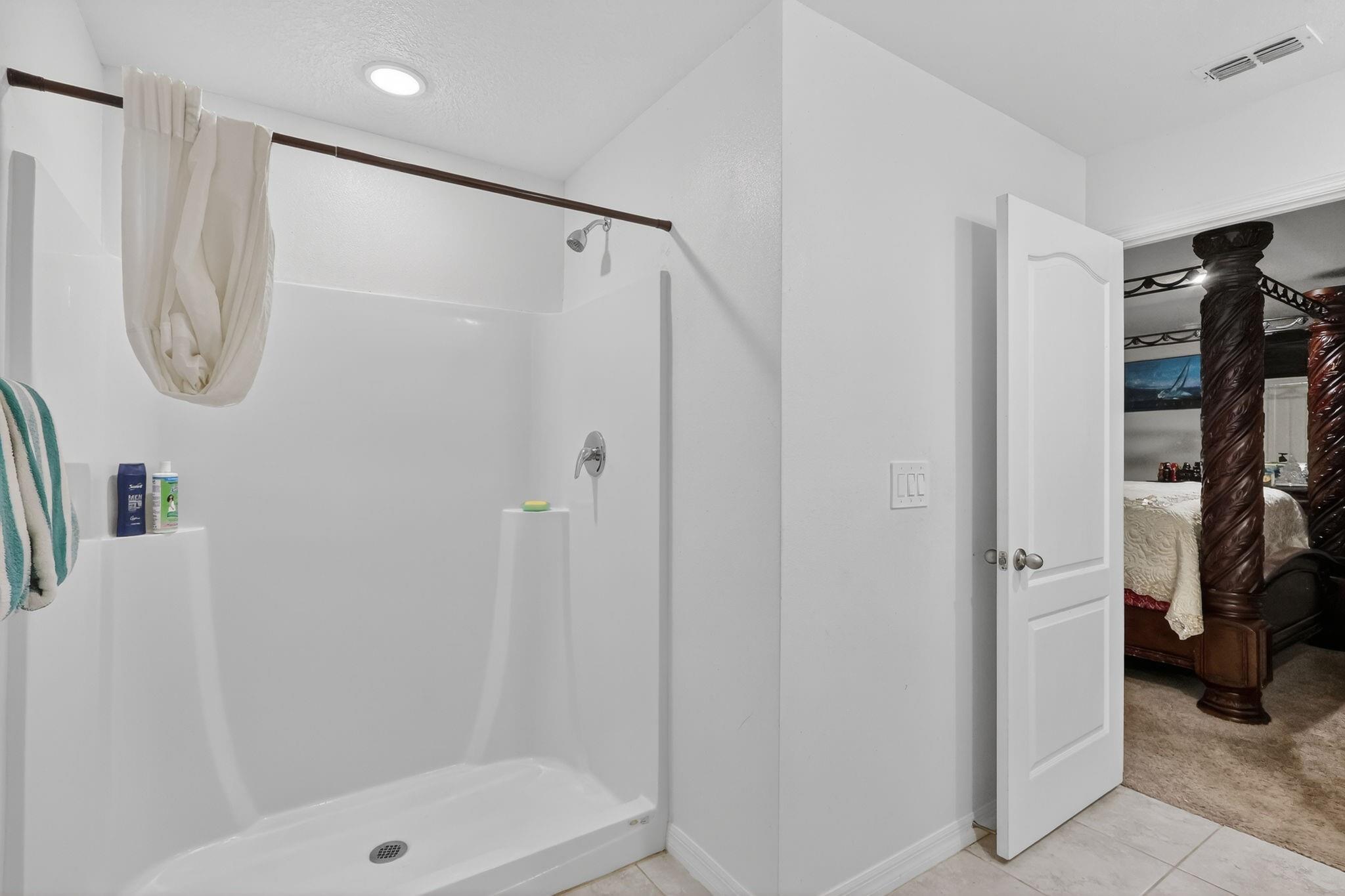 Lakewood Park - Residential Lease