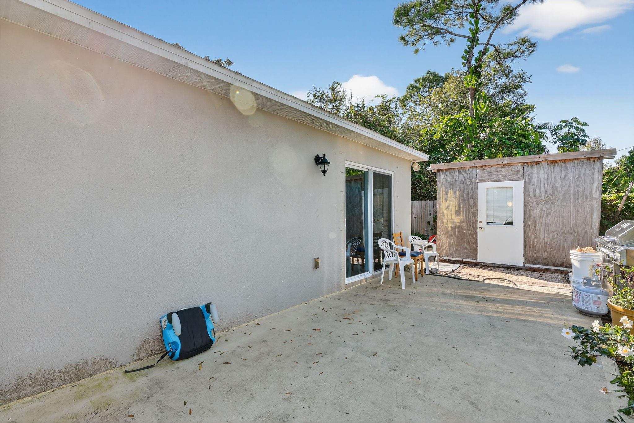 Lakewood Park - Residential Lease