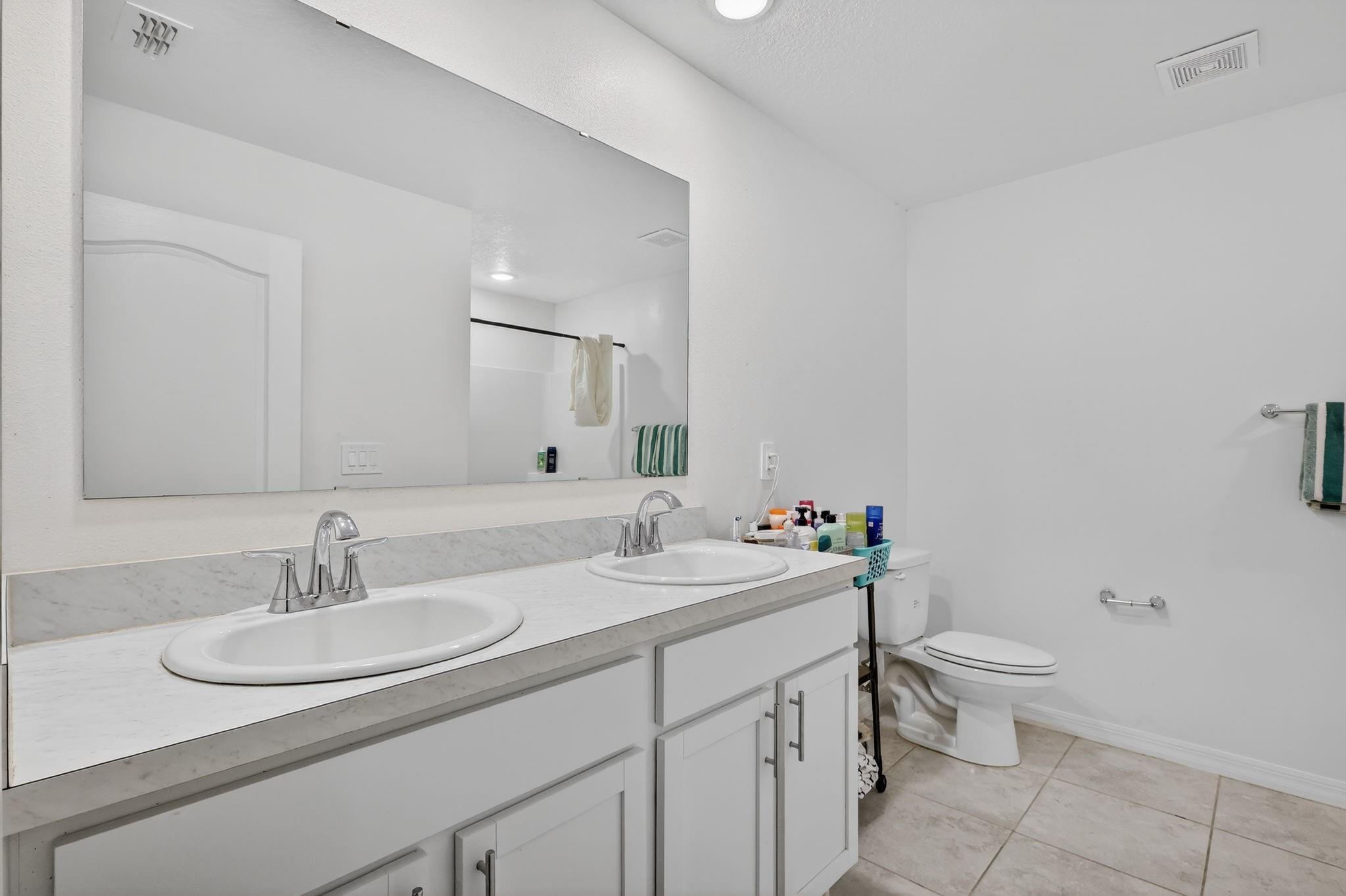 Lakewood Park - Residential Lease