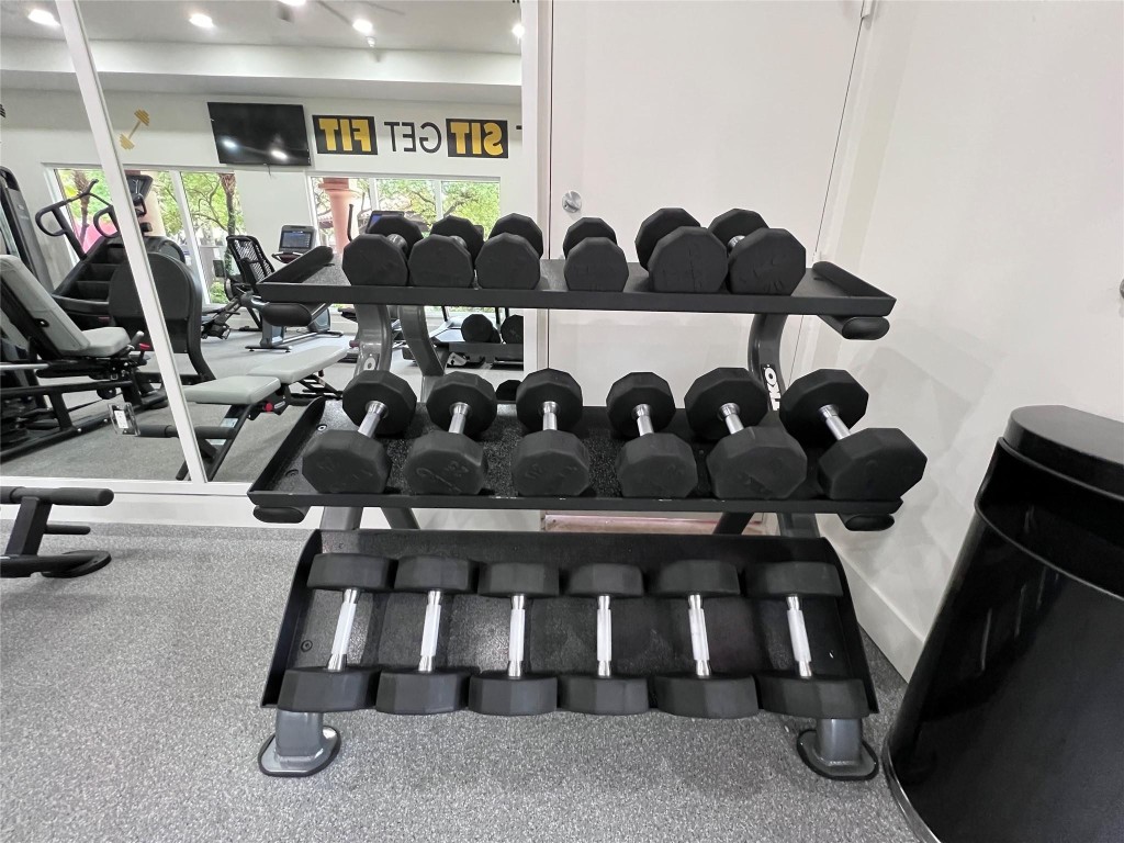 ROYAL PALMS - Residential Lease