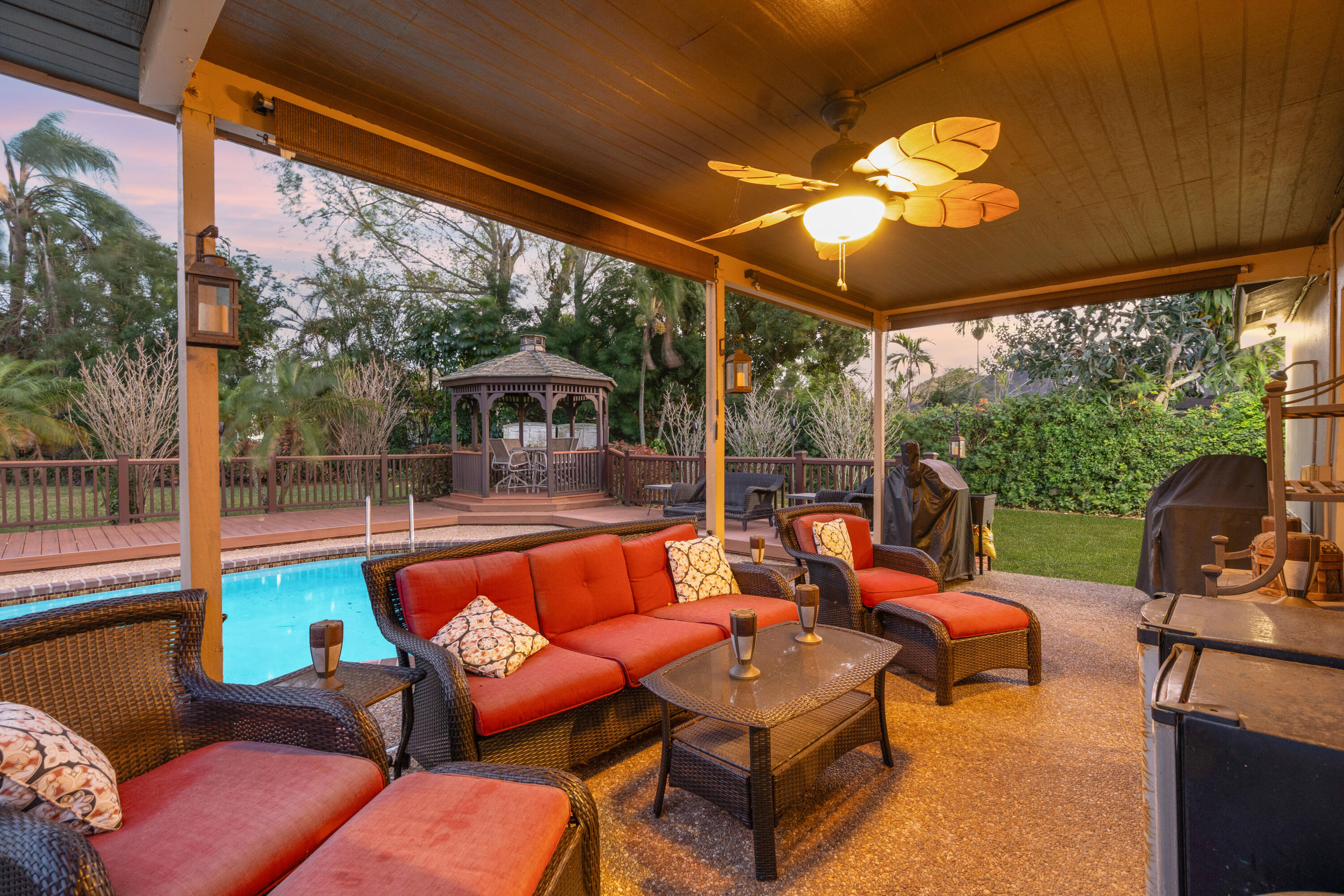 SANDALFOOT COVE SEC 2 - Residential