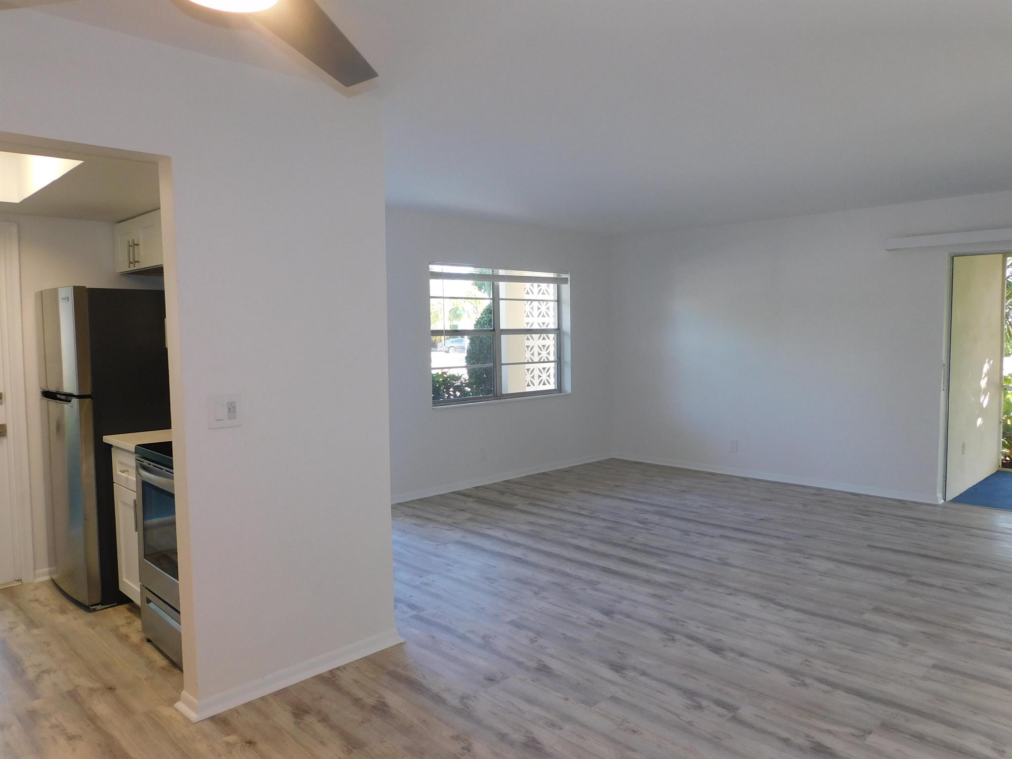 640 SE 2nd Avenue 101