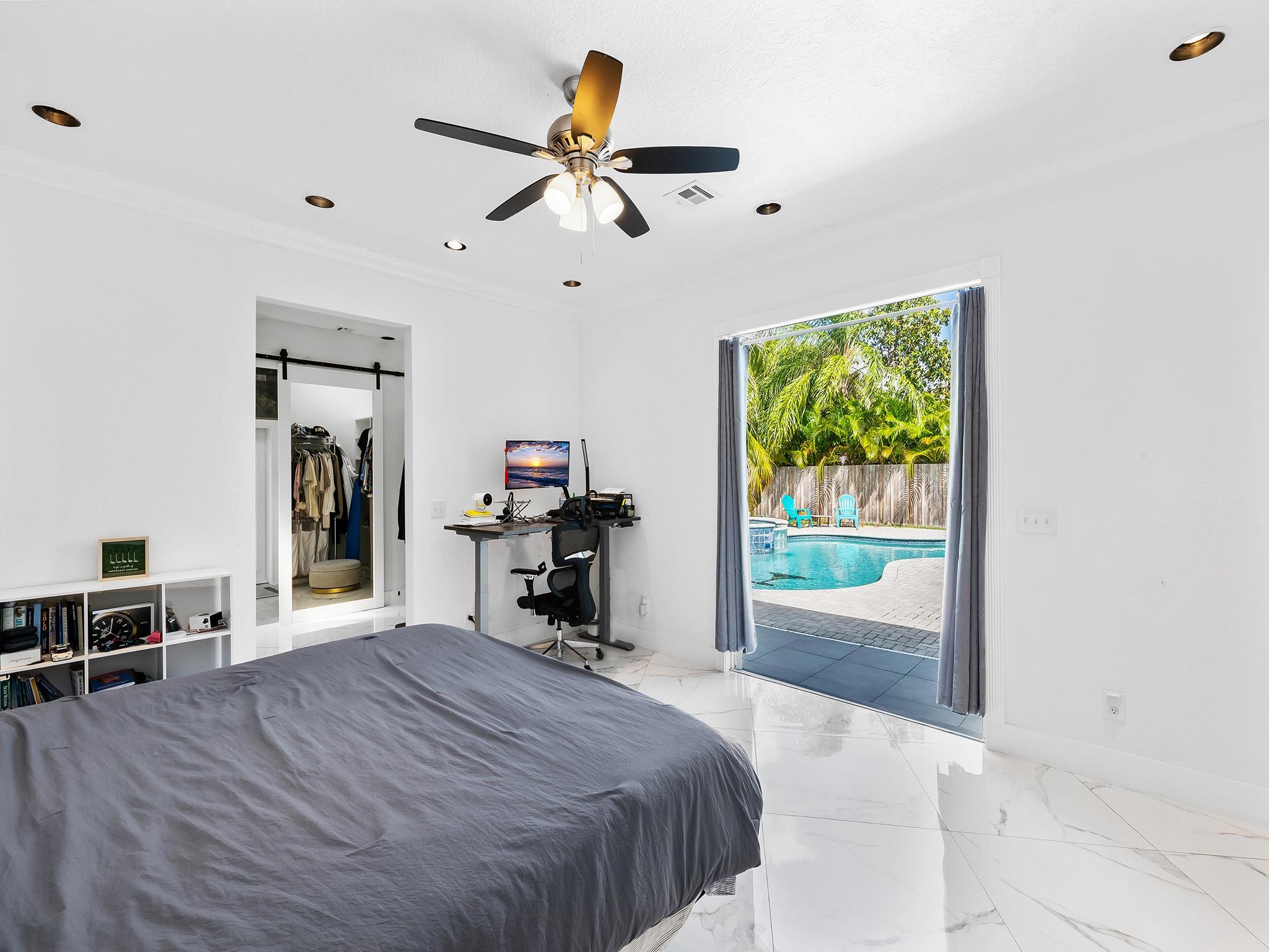 641 NW 28th St