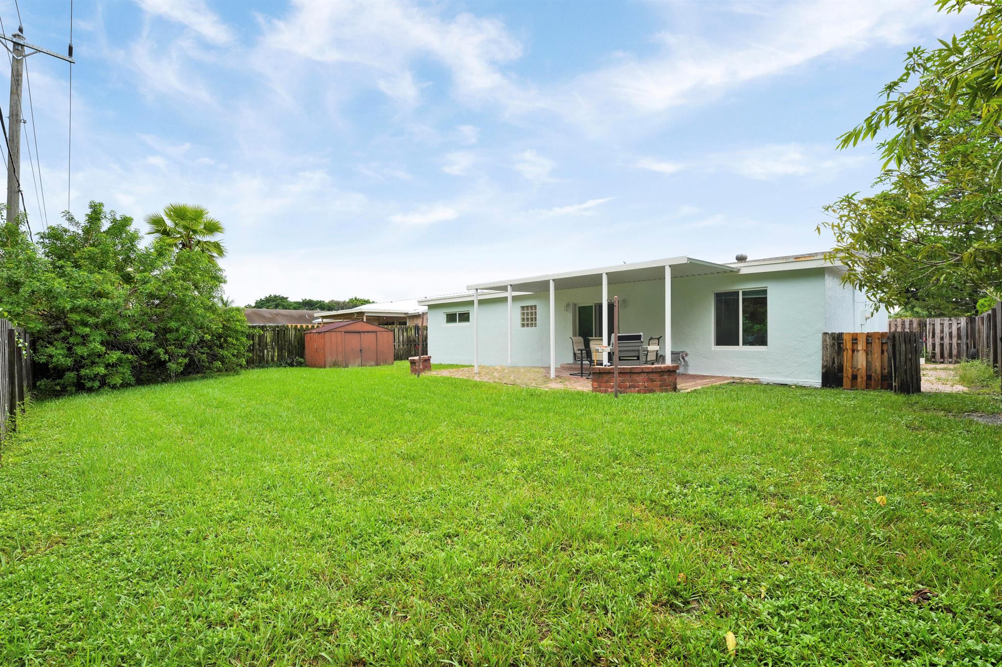 SANDALFOOT ESTATES EAST - Residential