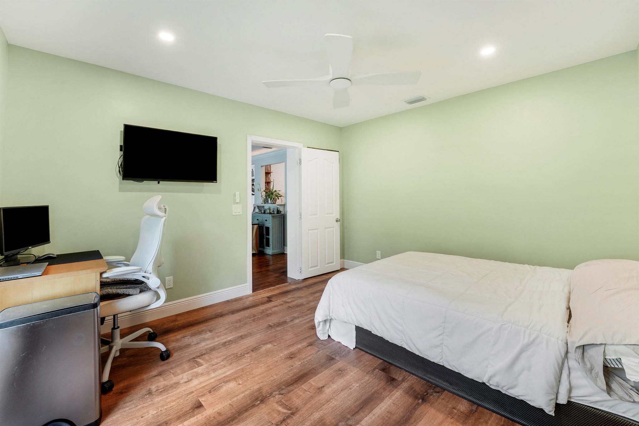 SANDALFOOT ESTATES EAST - Residential