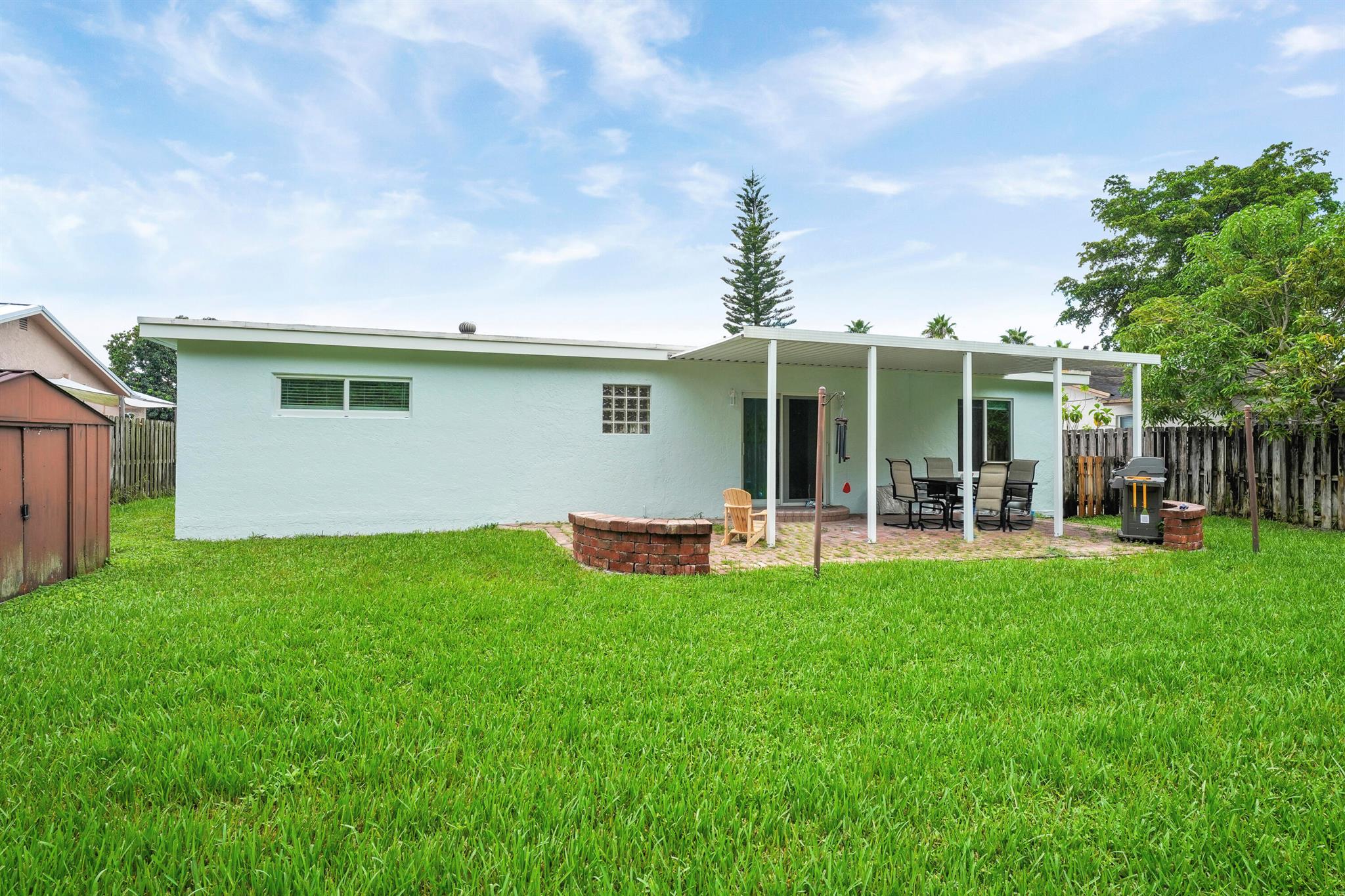 SANDALFOOT ESTATES EAST - Residential