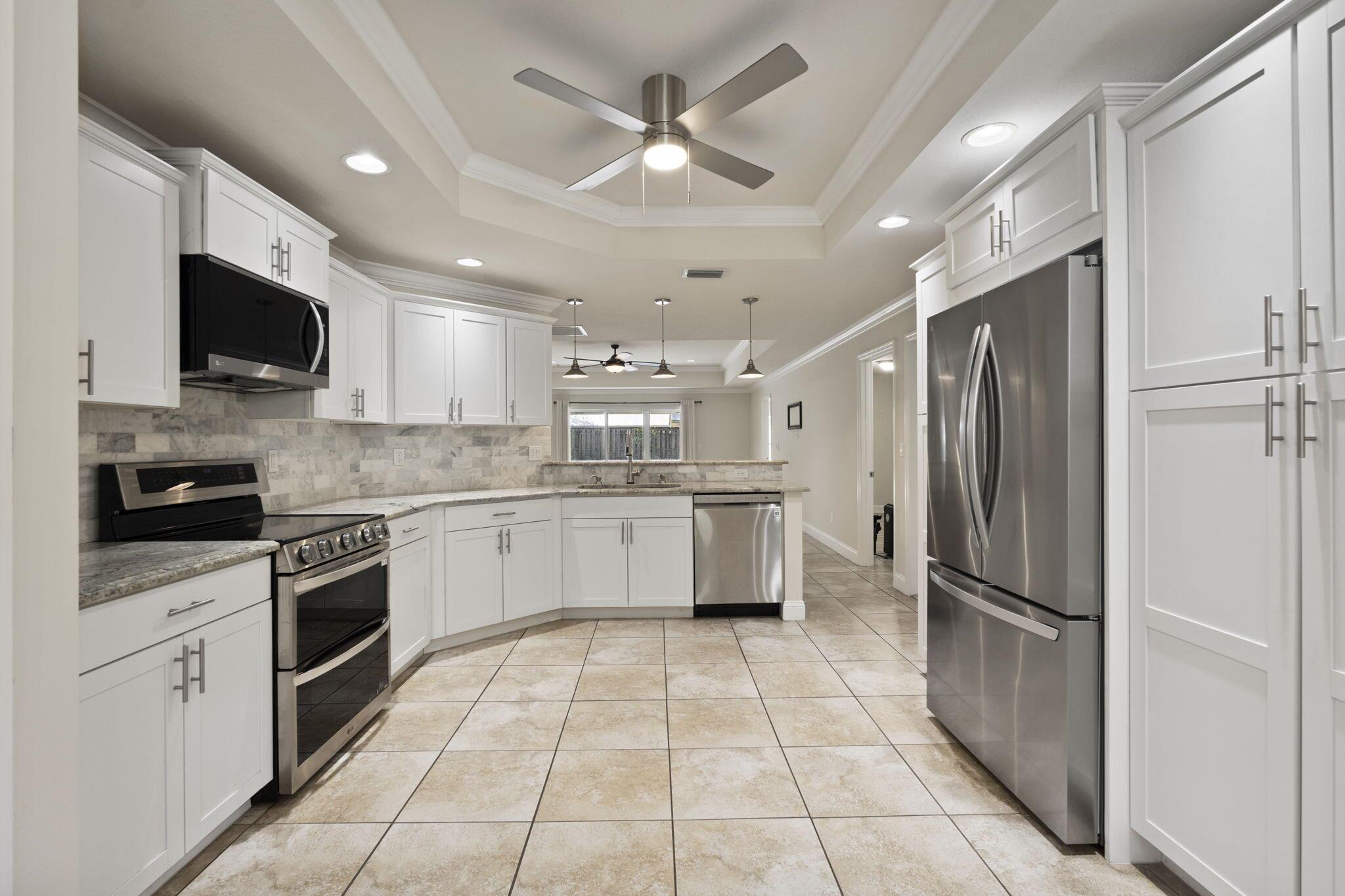 INDIAN GROVES - Residential