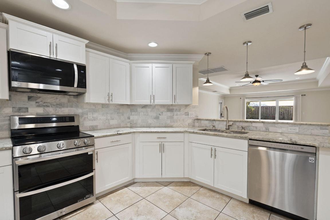 INDIAN GROVES - Residential