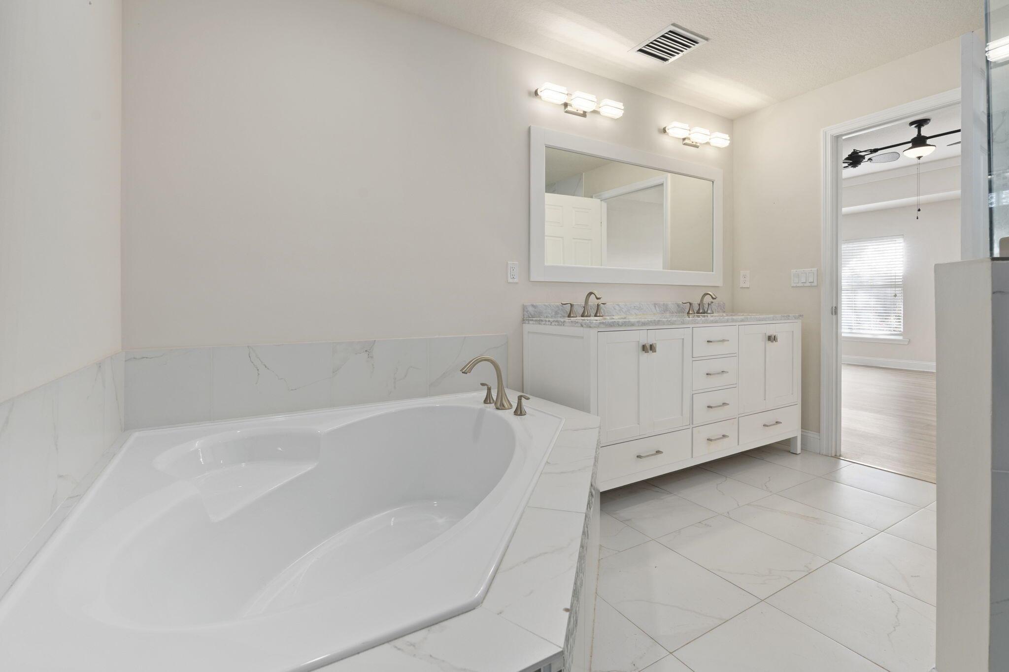 INDIAN GROVES - Residential