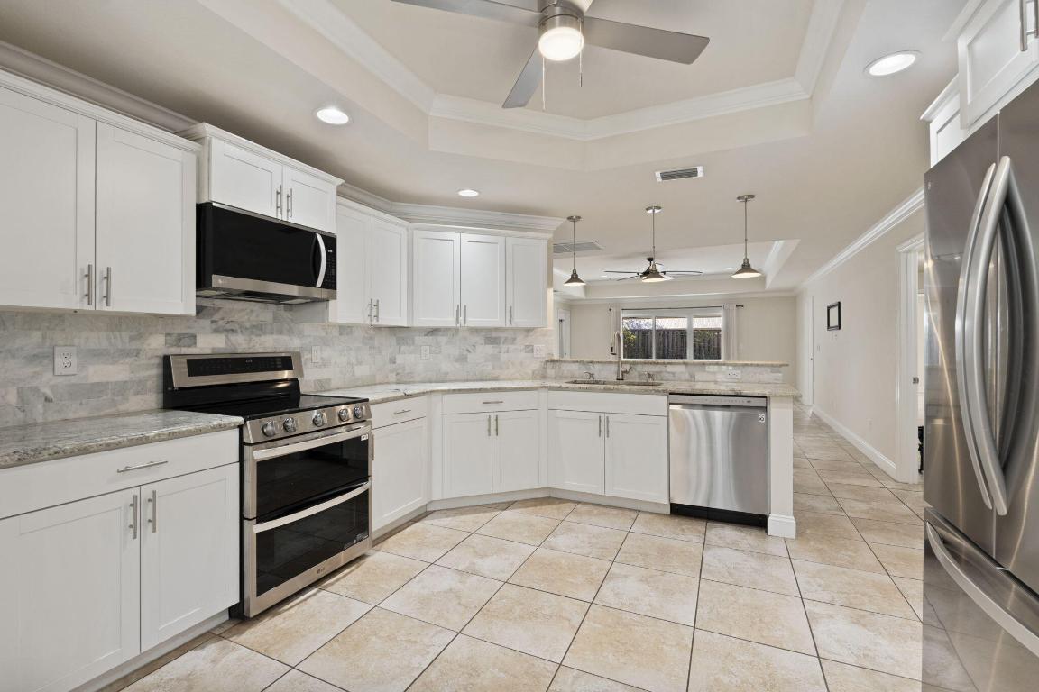 INDIAN GROVES - Residential