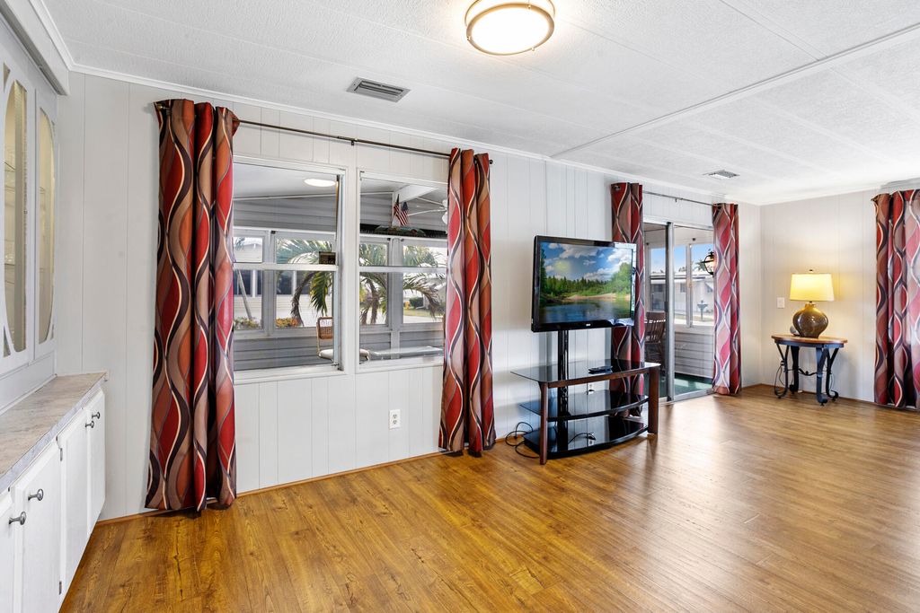 Photo of 53011 Del Rio Bay, Boynton Beach, FL 33436 (MLS # R11167972)