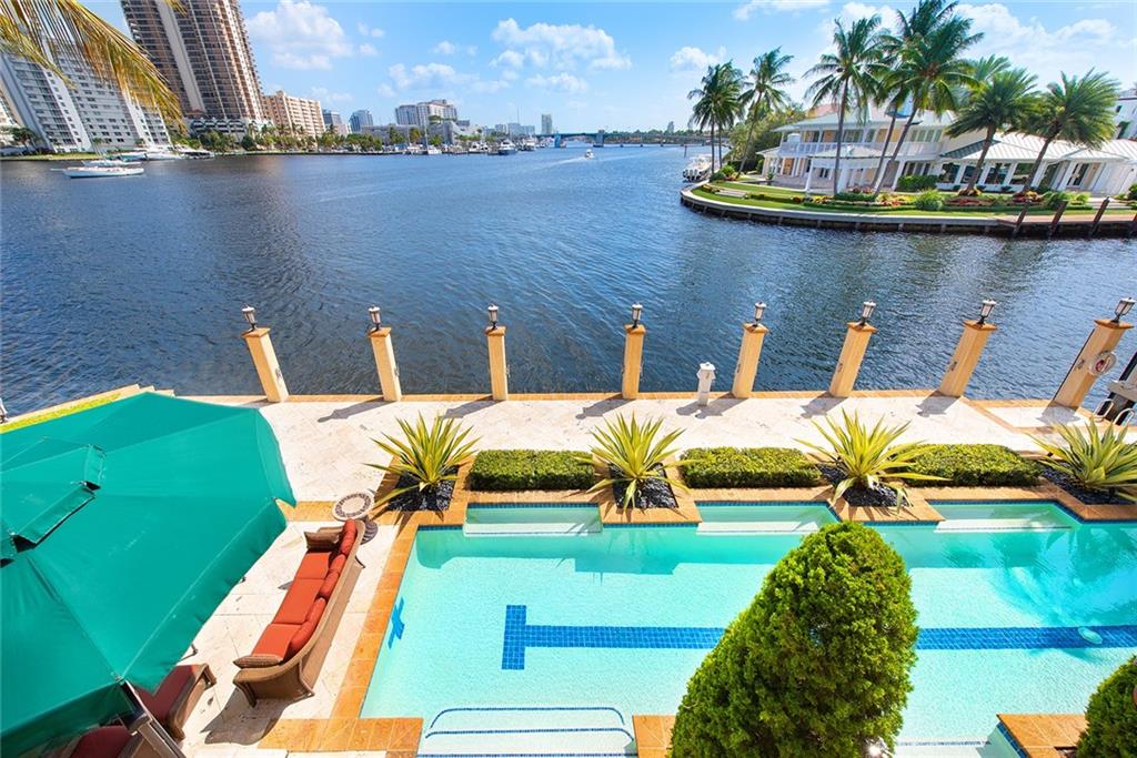 BARCELONA ISLES - Residential