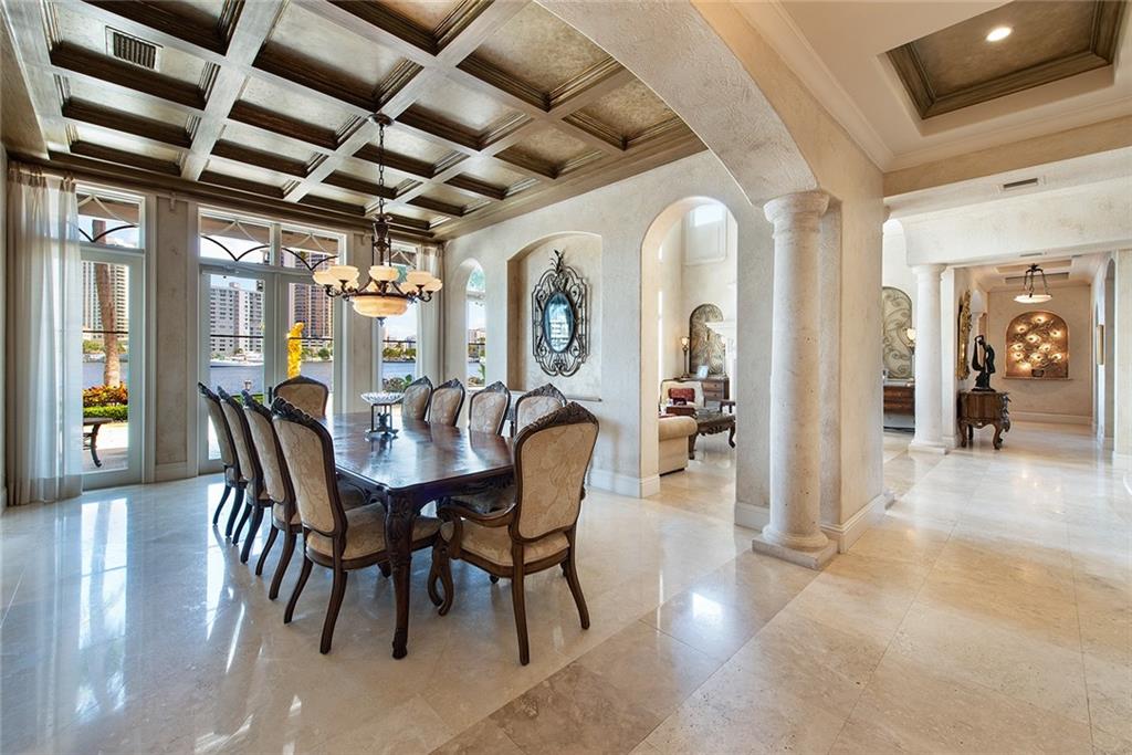 BARCELONA ISLES - Residential