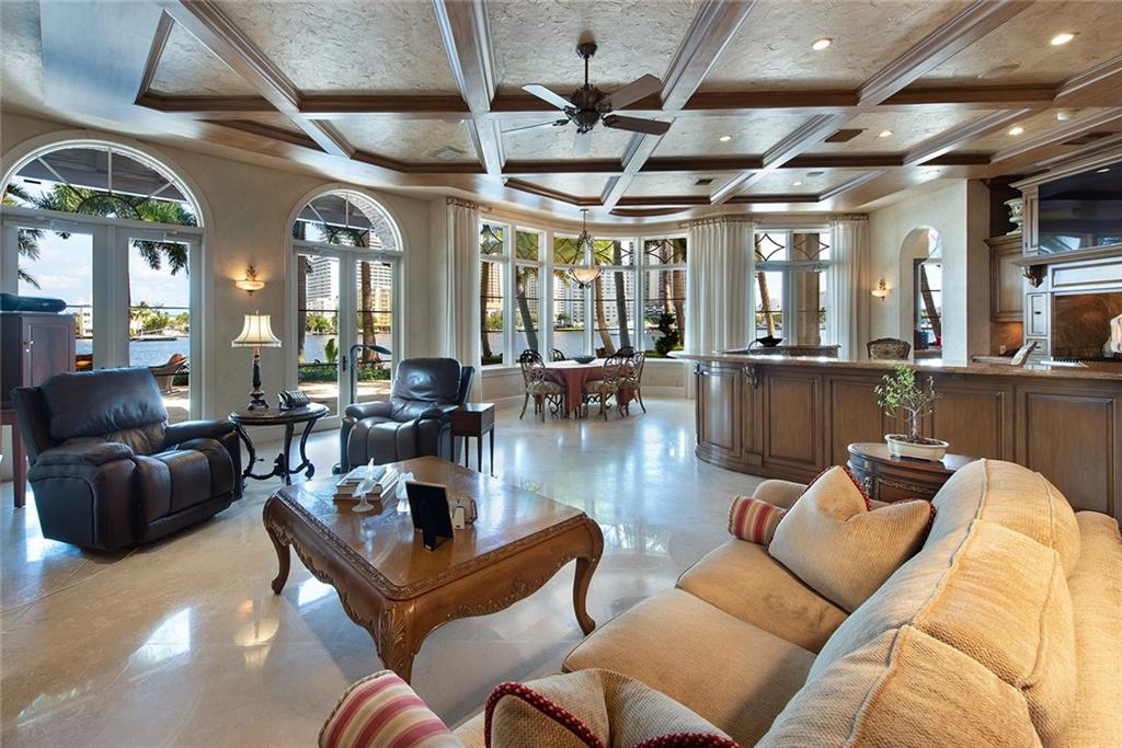 BARCELONA ISLES - Residential