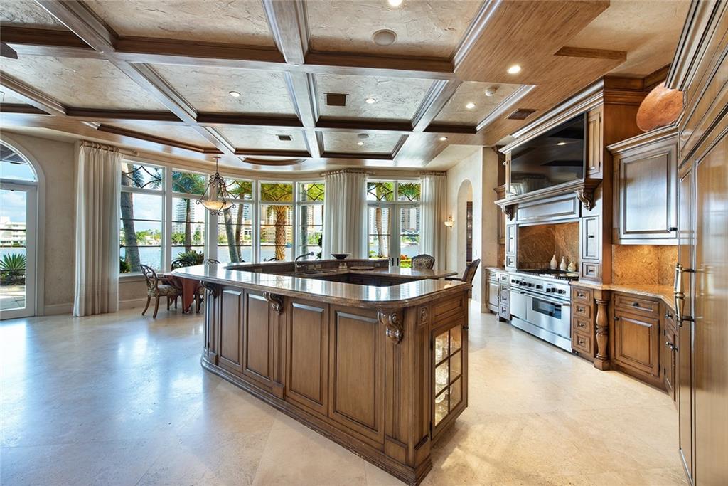 BARCELONA ISLES - Residential