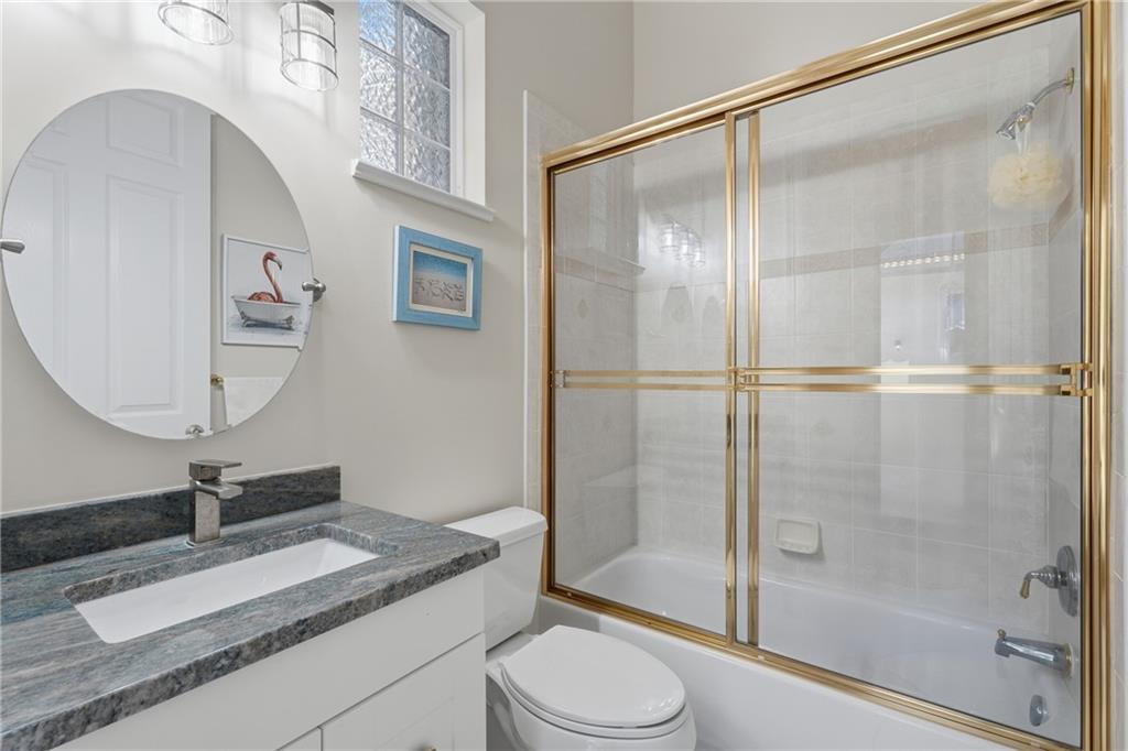 ''''''ISLAND CLUB RIVERSIDE, PHASES V & VI'''''' - Residential