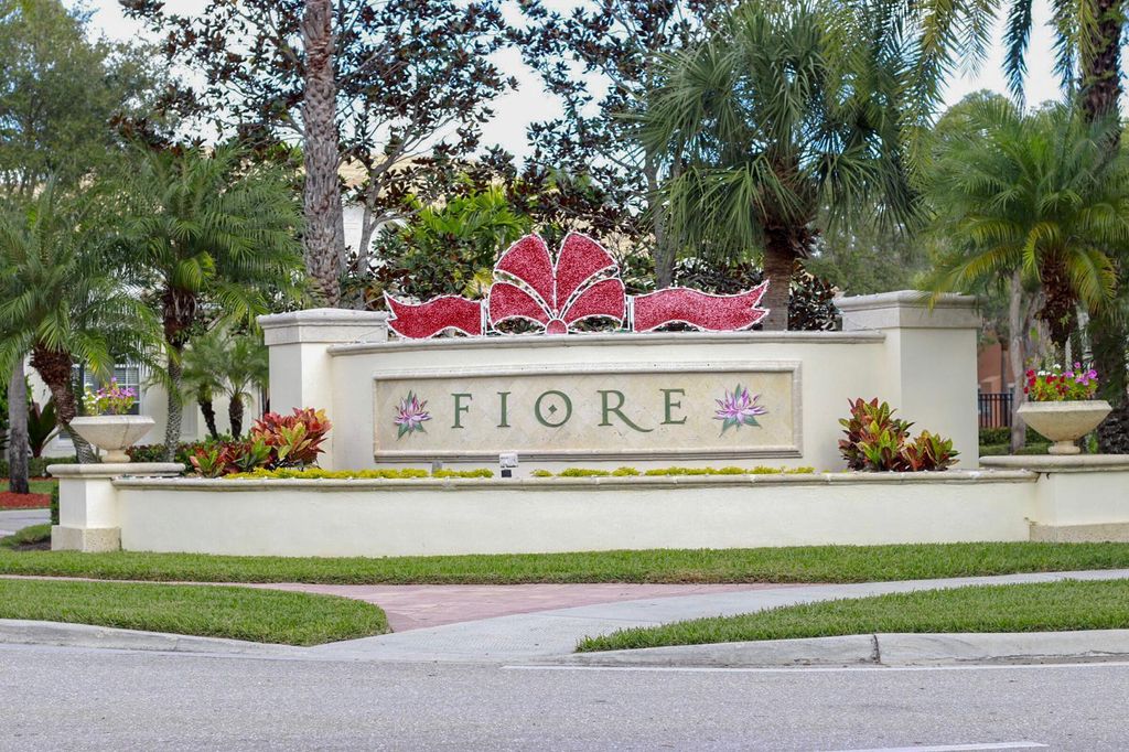 Photo of 10201 Myrtlewood Circle W, Palm Beach Gardens, FL 33418 (MLS # R10685816)