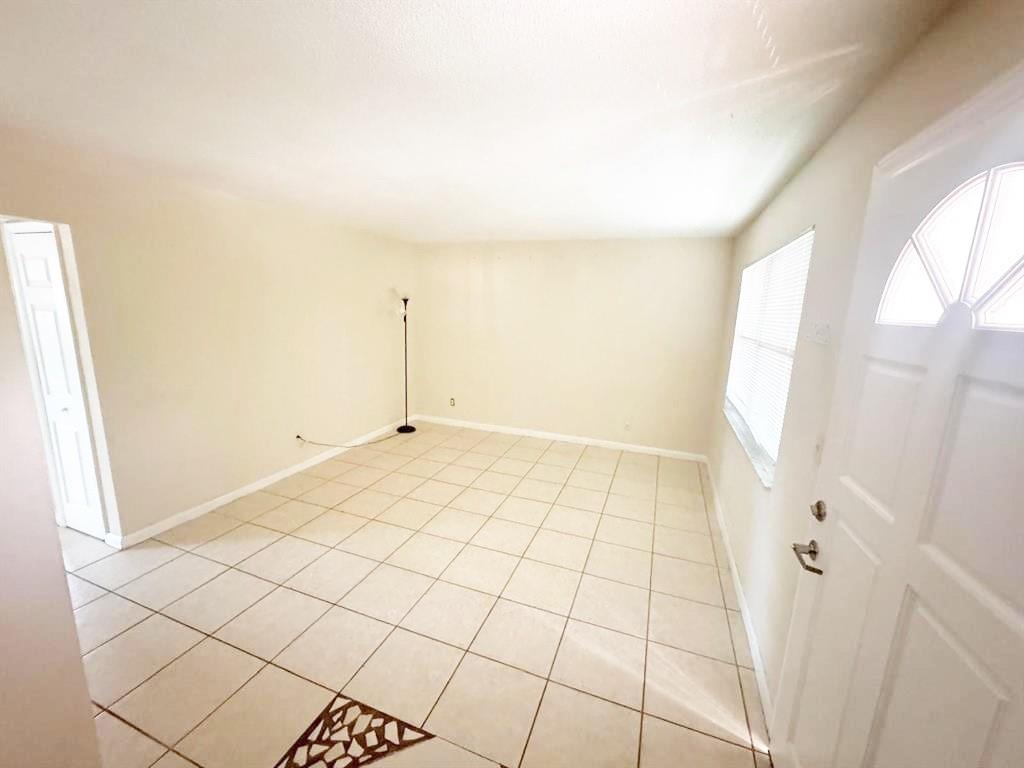 PALMS AT DANIA BEACH COND - Residential Lease