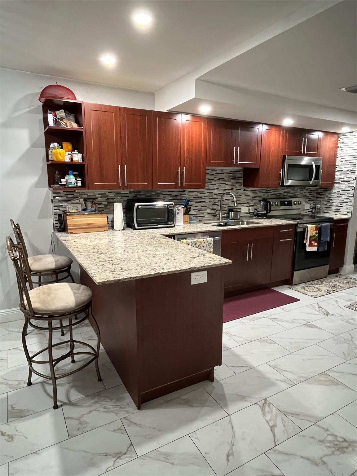 SHAKER VILLAGE PHASE 1 - Residential