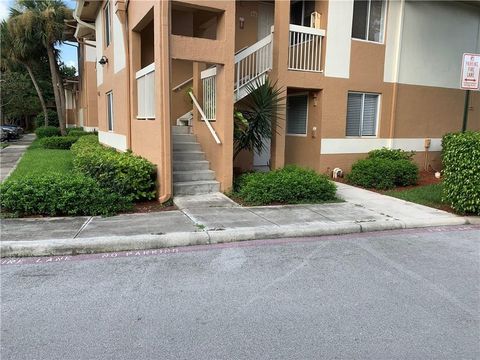 755 N 92nd Ave Plantation FL 33324