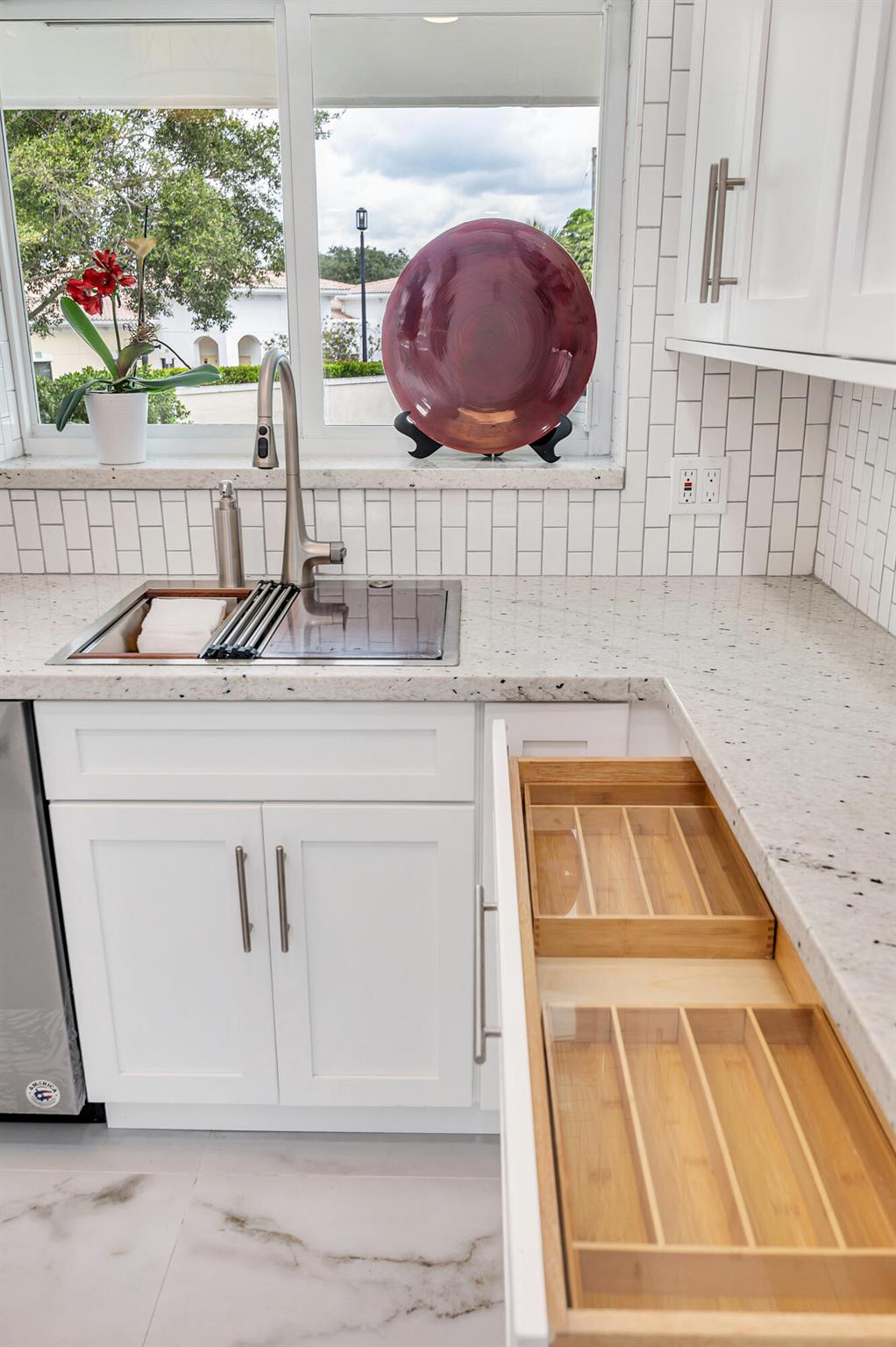 BLAIR HOUSE CONDO A - Residential Lease