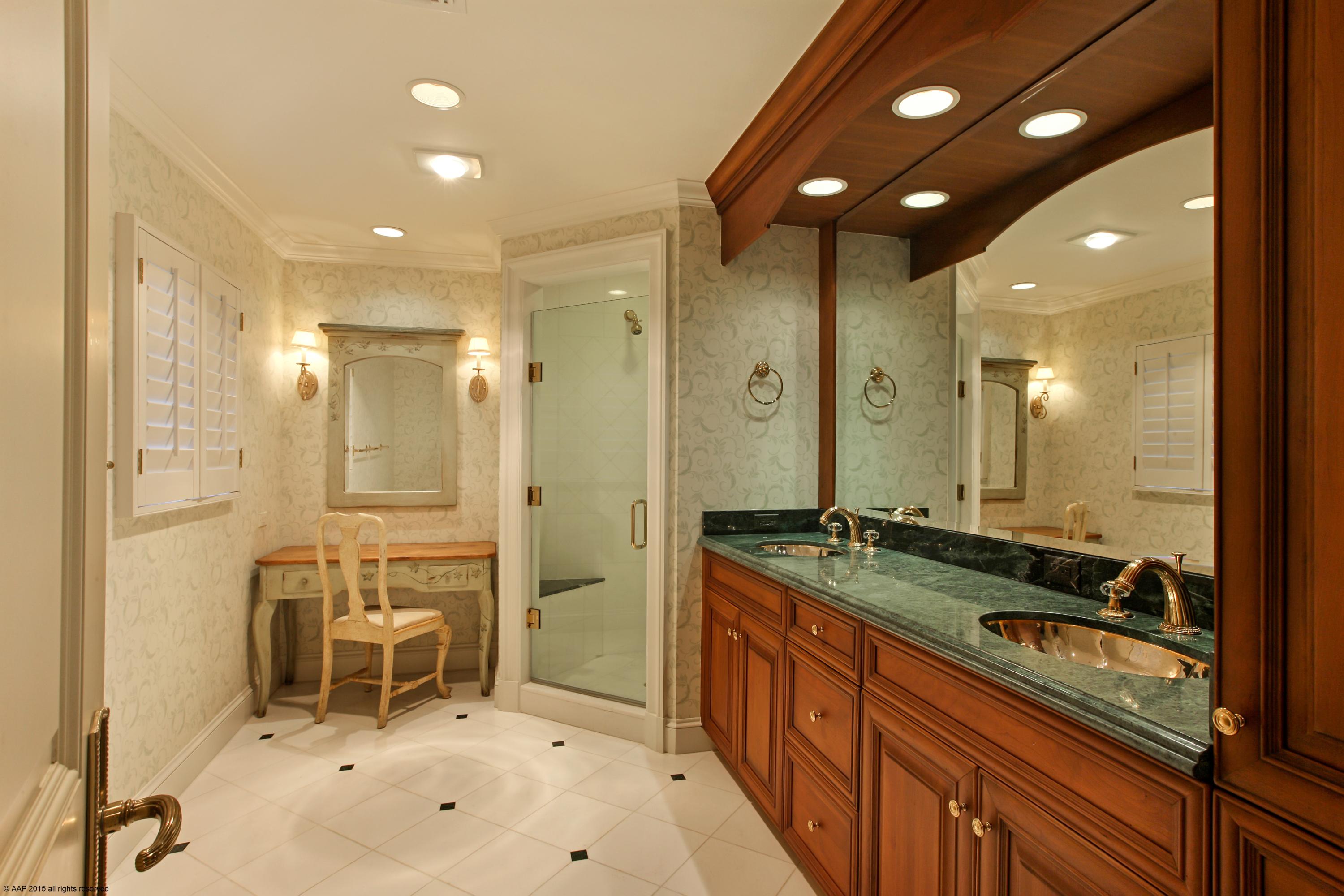 BRIDLE PATH - Residential