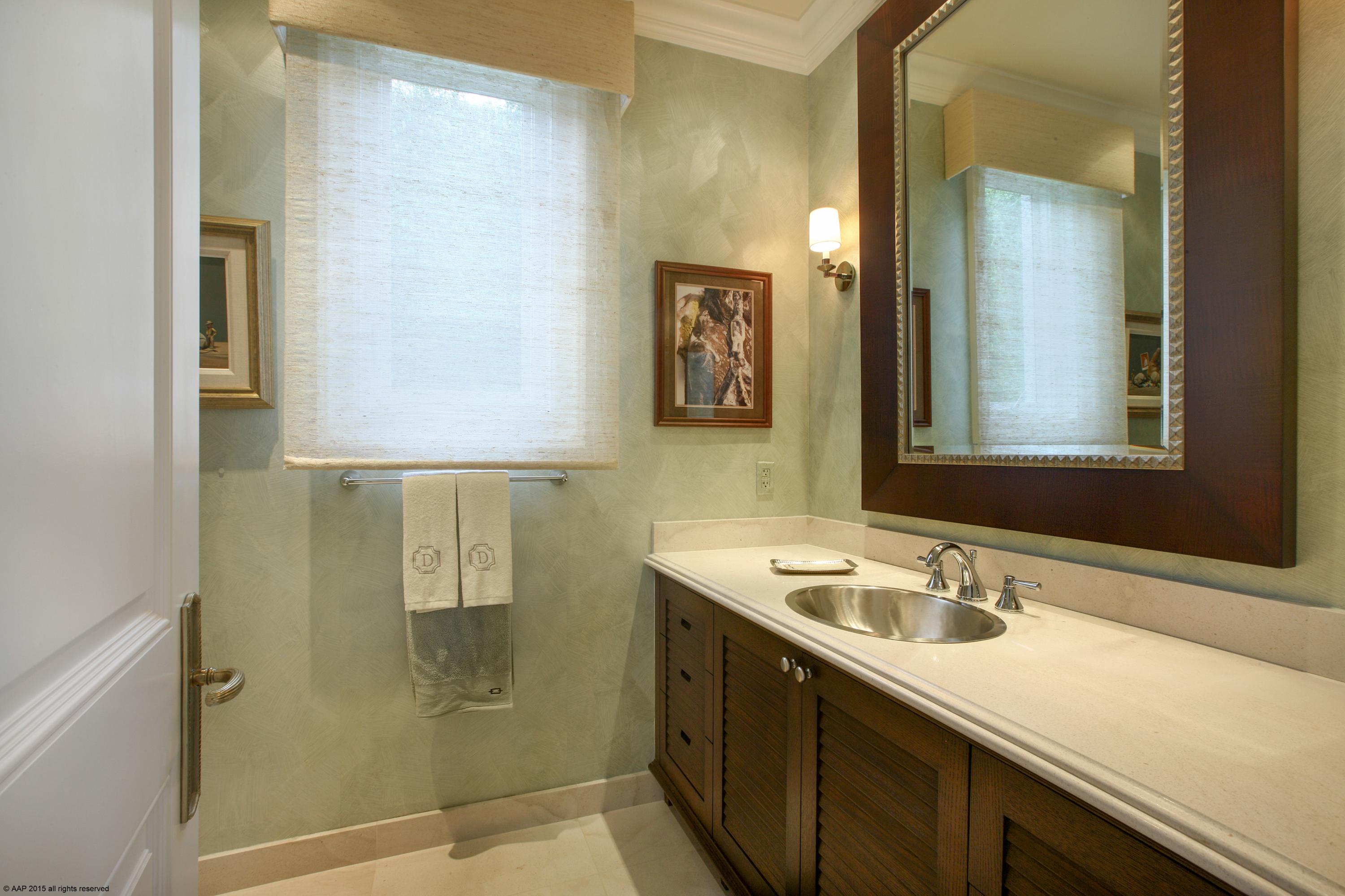 BRIDLE PATH - Residential