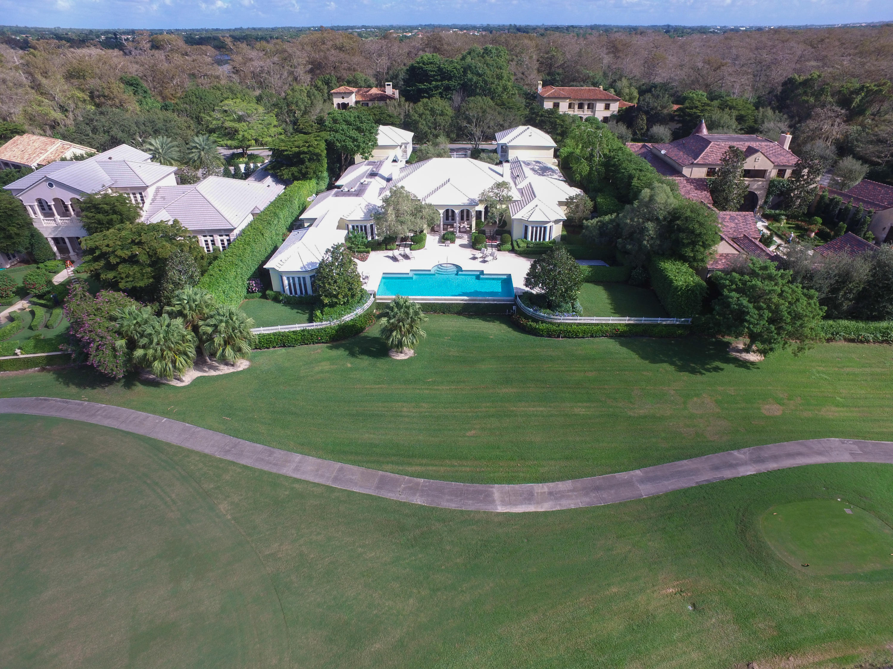 BRIDLE PATH - Residential