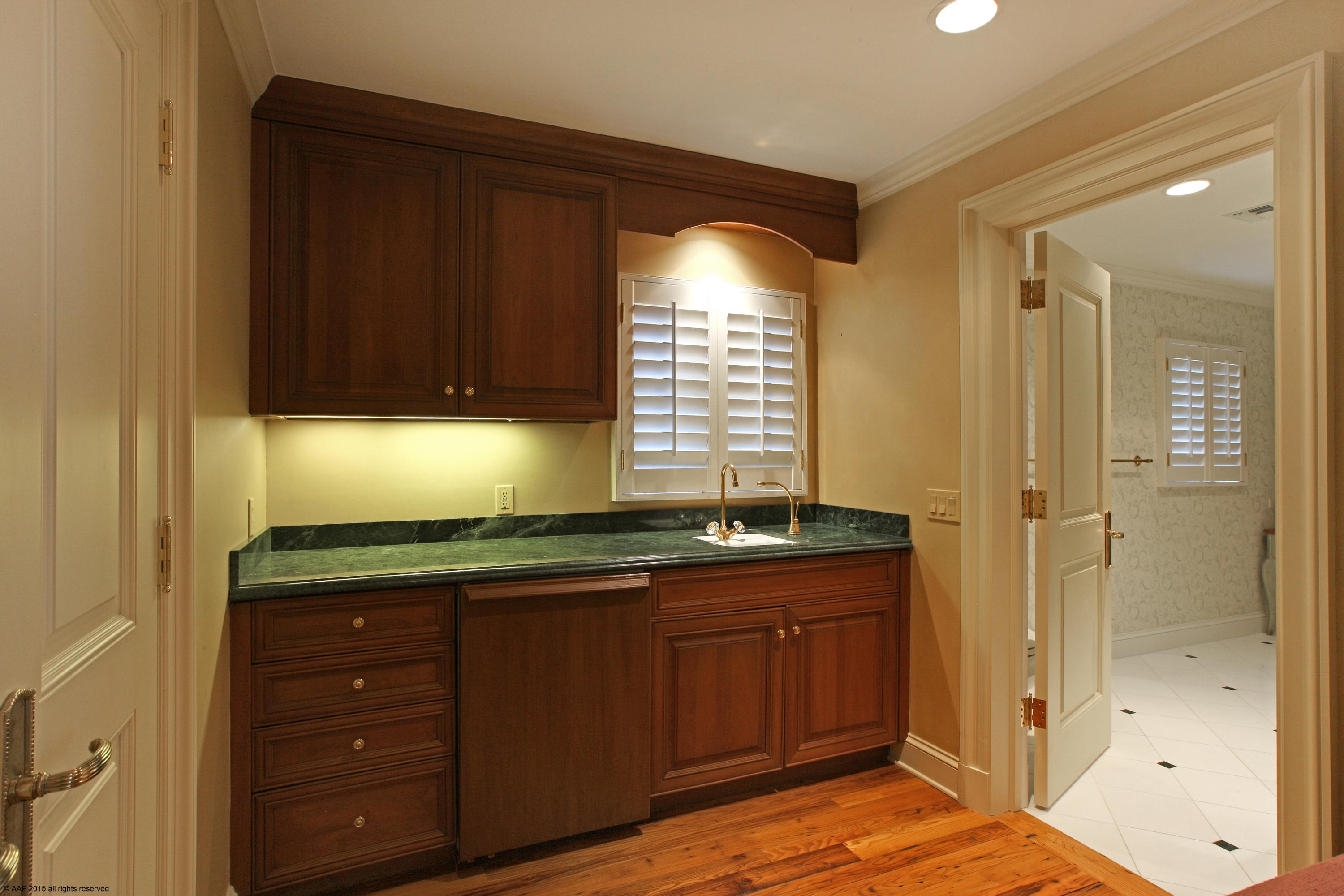 BRIDLE PATH - Residential