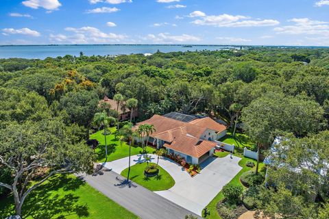 A home in Sewalls Point