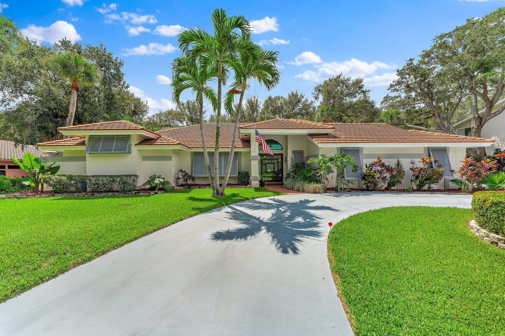 Photo of 11 Heritage Way, Sewalls Point, FL 34996 (MLS # R11019439)