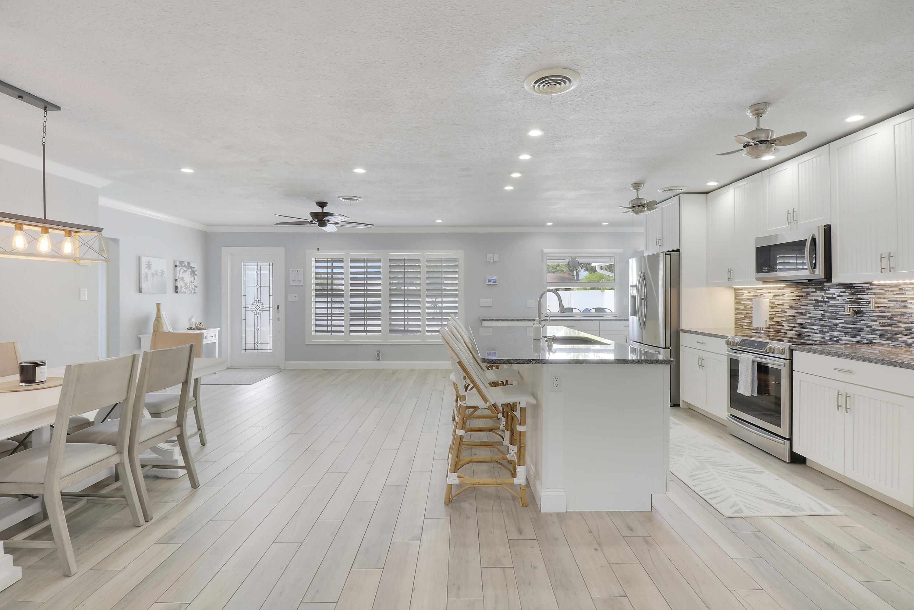 COUNTRY CLUB ADD TO VILLAGE OF NORTH PALM BEACH - Residential