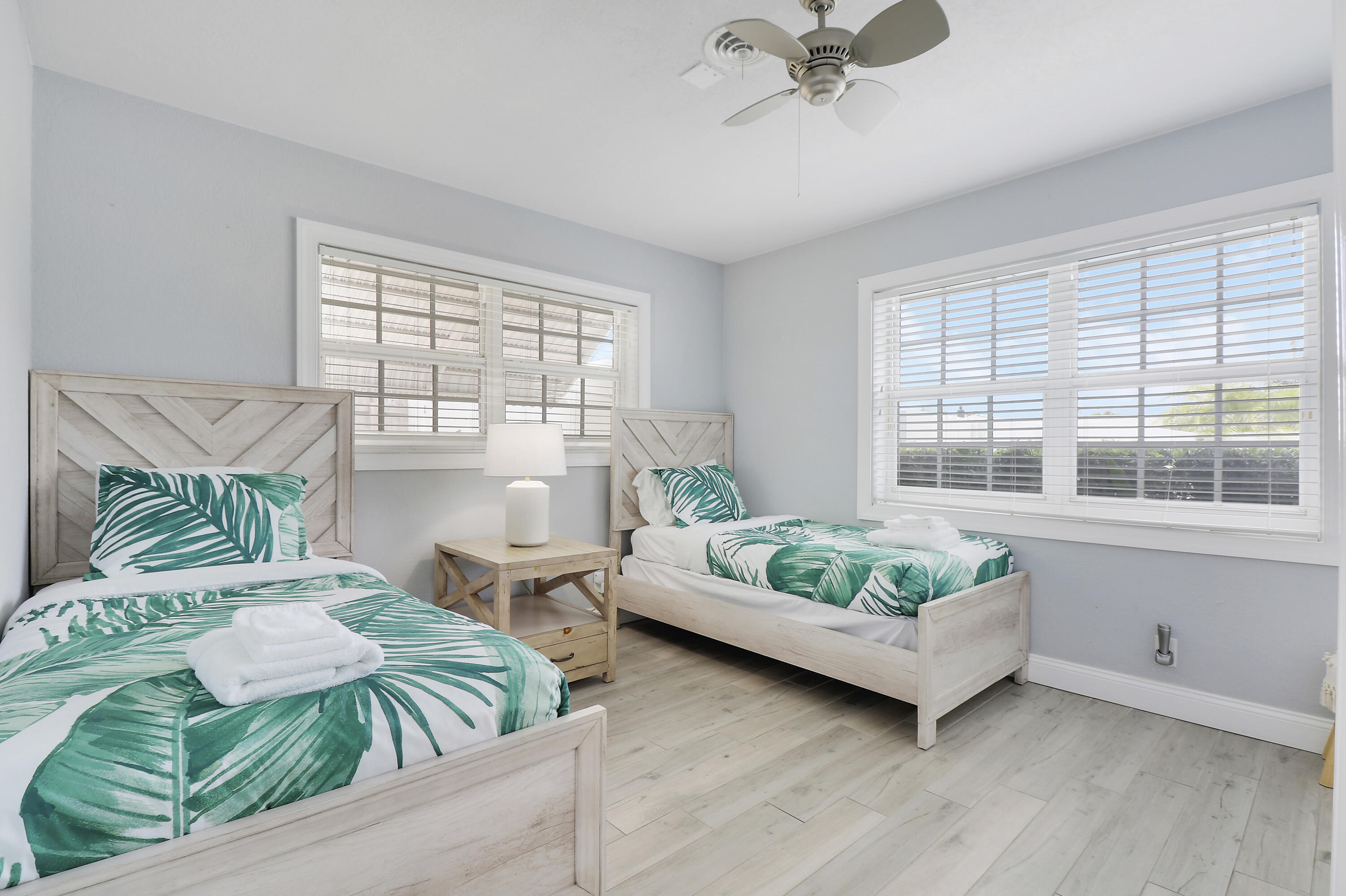 COUNTRY CLUB ADD TO VILLAGE OF NORTH PALM BEACH - Residential