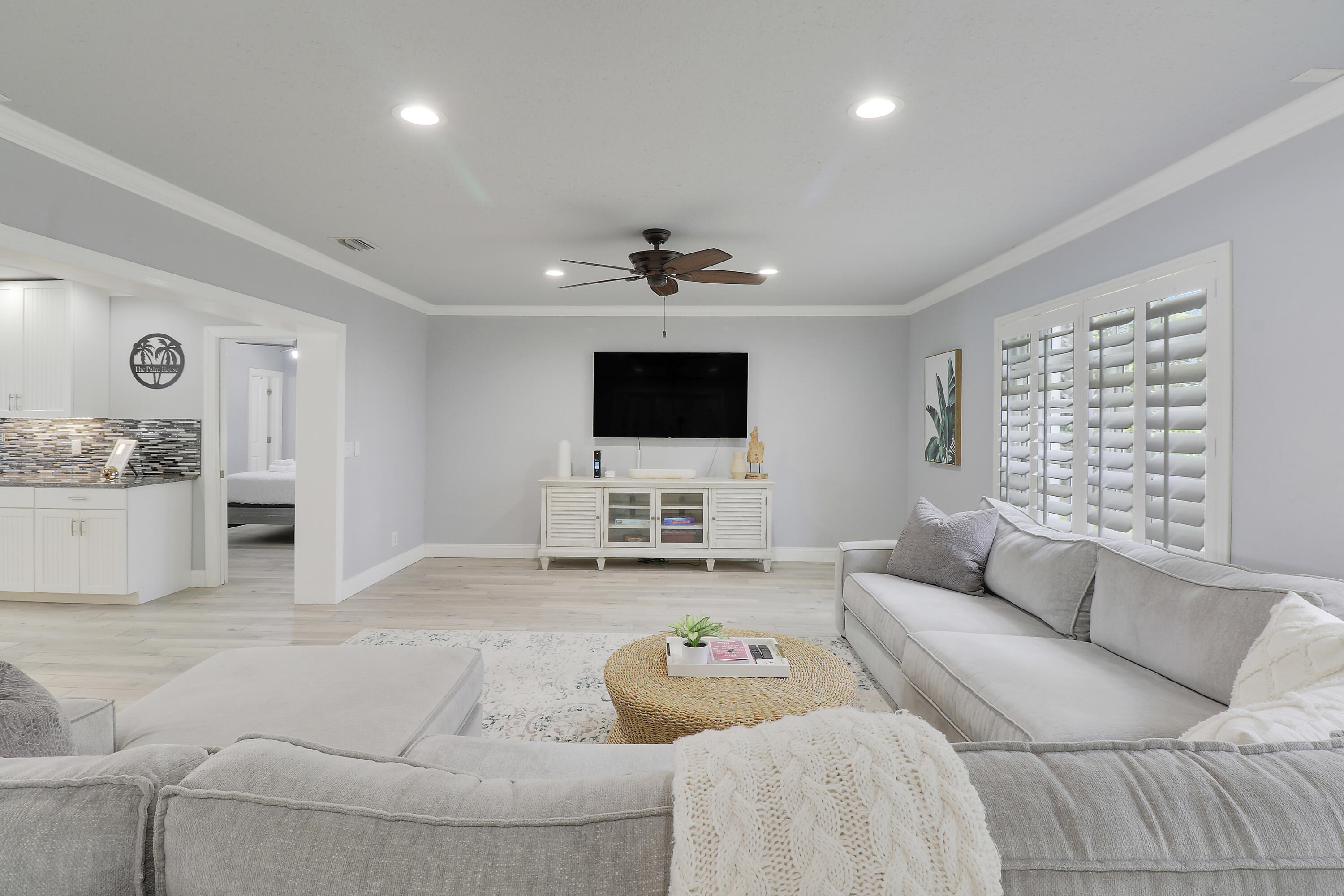 COUNTRY CLUB ADD TO VILLAGE OF NORTH PALM BEACH - Residential