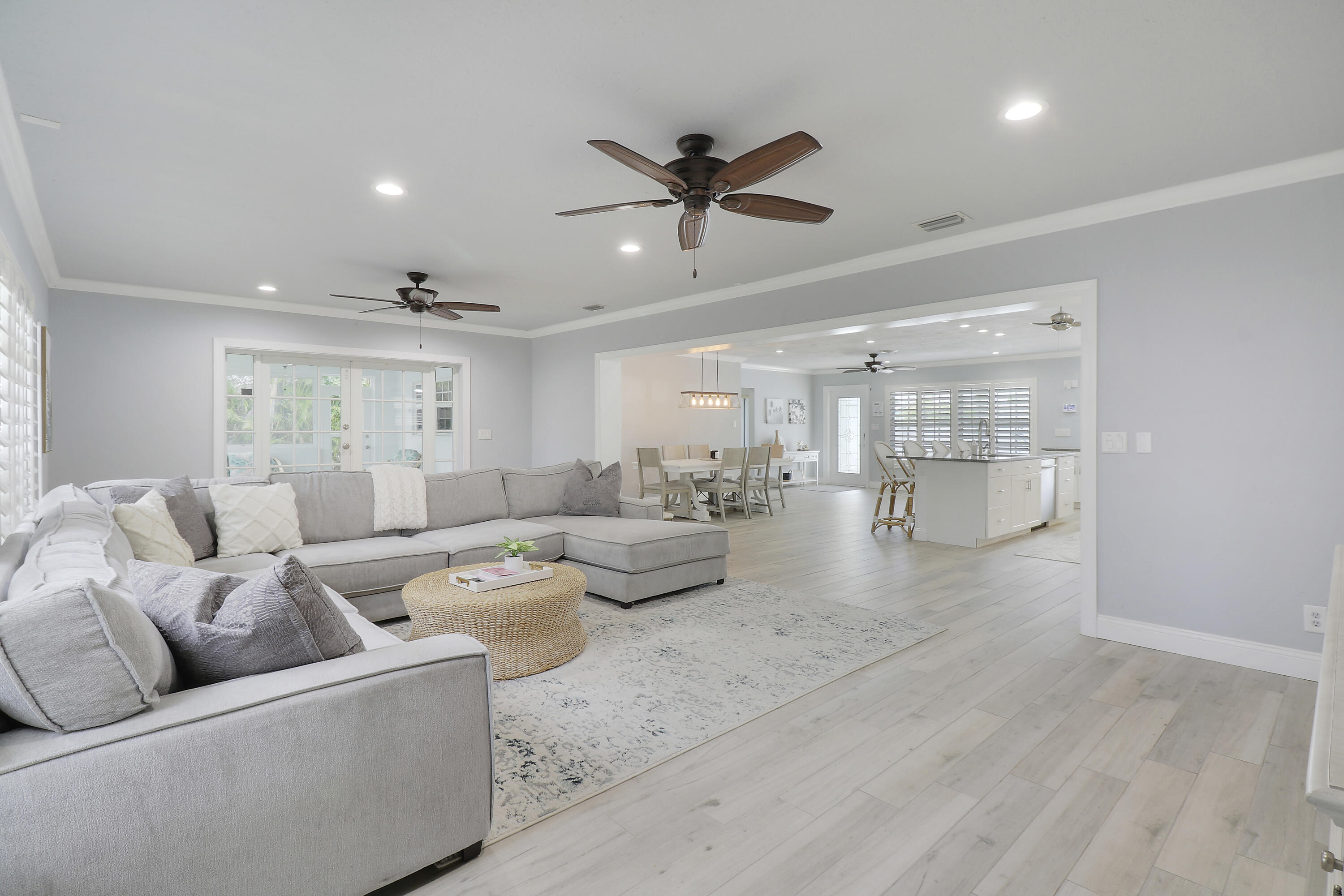 COUNTRY CLUB ADD TO VILLAGE OF NORTH PALM BEACH - Residential