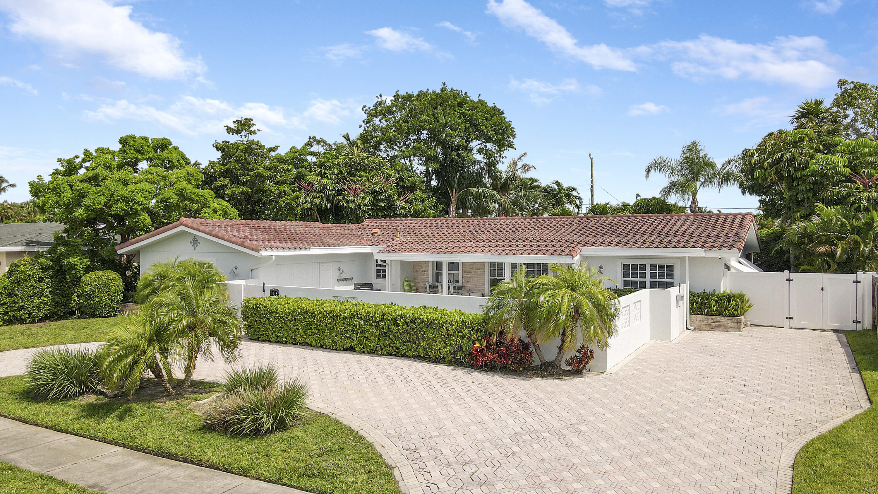 COUNTRY CLUB ADD TO VILLAGE OF NORTH PALM BEACH - Residential