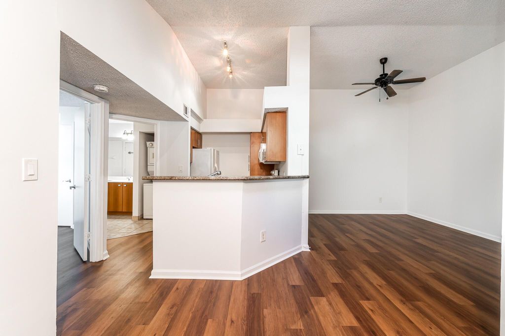 Photo of 1050 Crystal Way #D, Delray Beach, FL 33444 (MLS # R10957225)