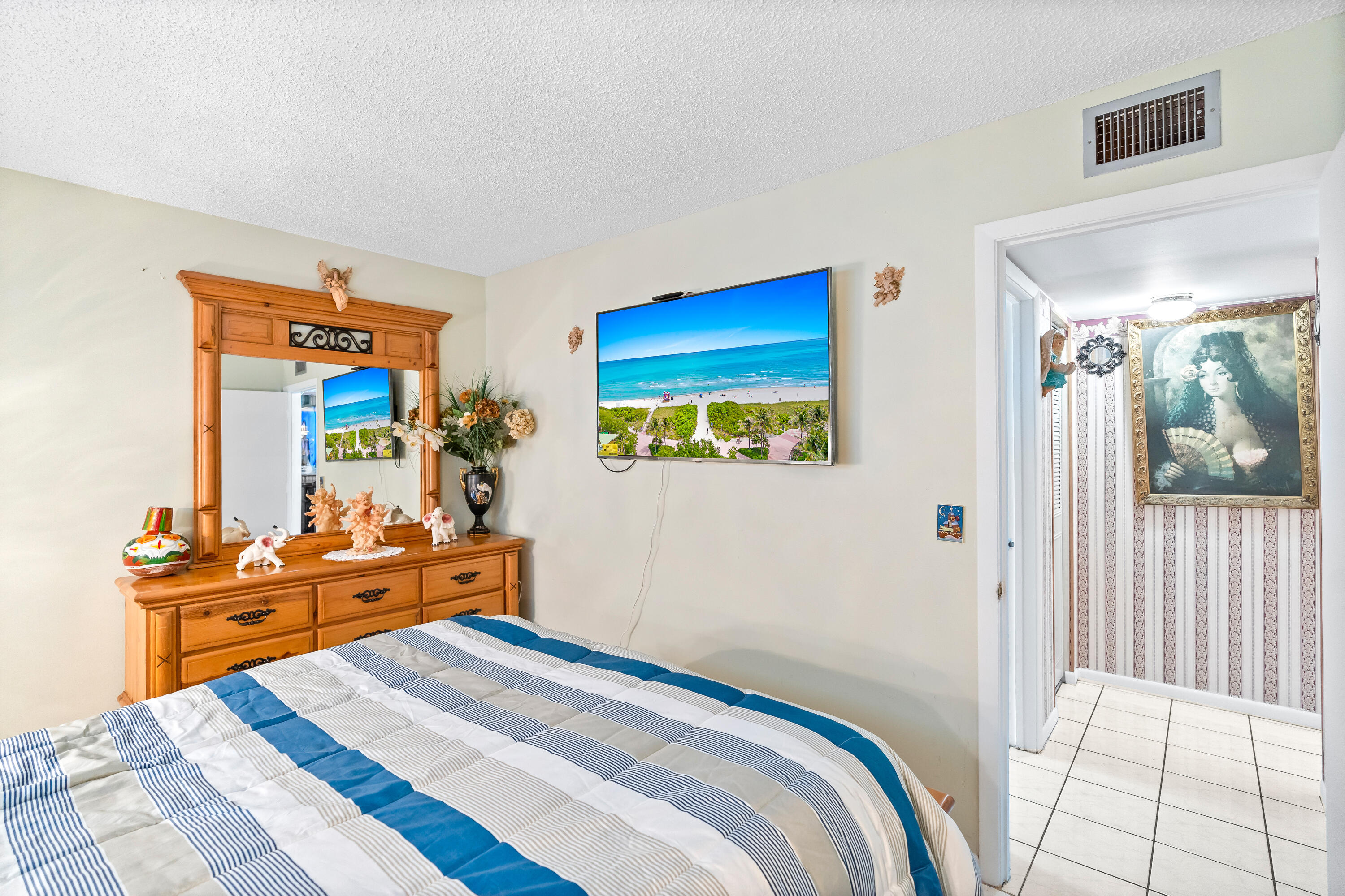 PINE RIDGE AT HAVERHILL CONDO - Residential