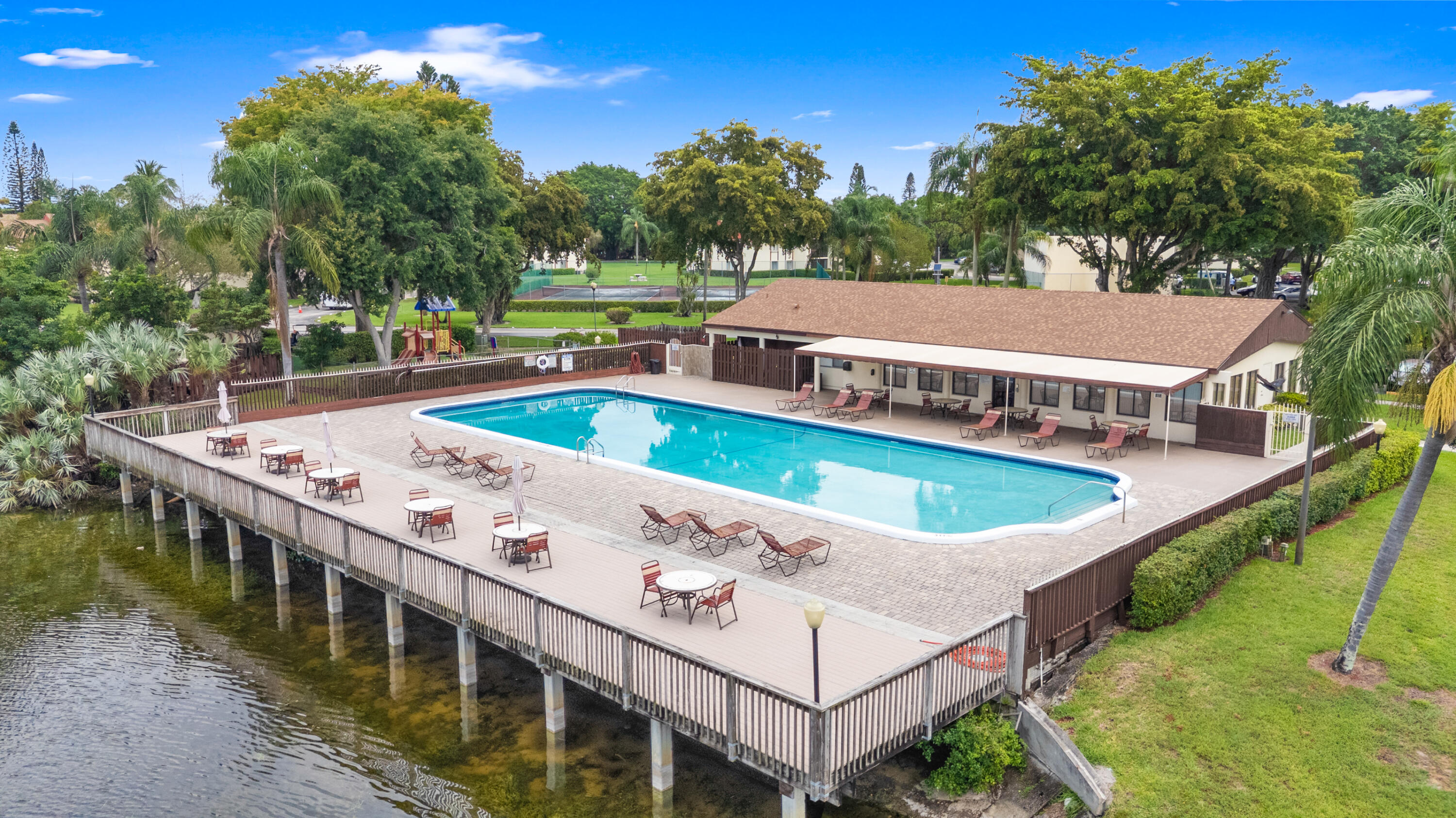 PINE RIDGE AT HAVERHILL CONDO - Residential