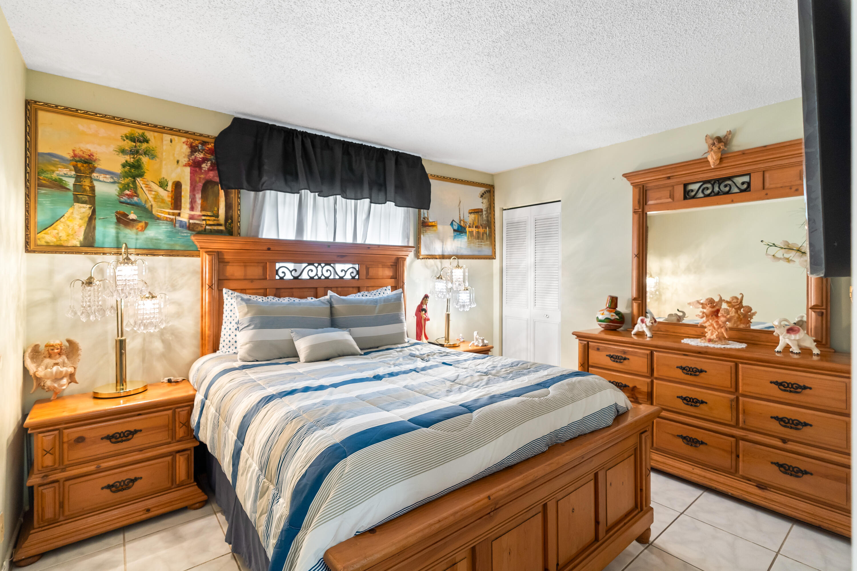 PINE RIDGE AT HAVERHILL CONDO - Residential