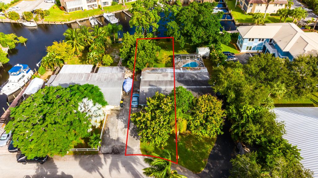 Photo of 2495 SW Hideaway Lane, Stuart, FL 34994 (MLS # R10932646)