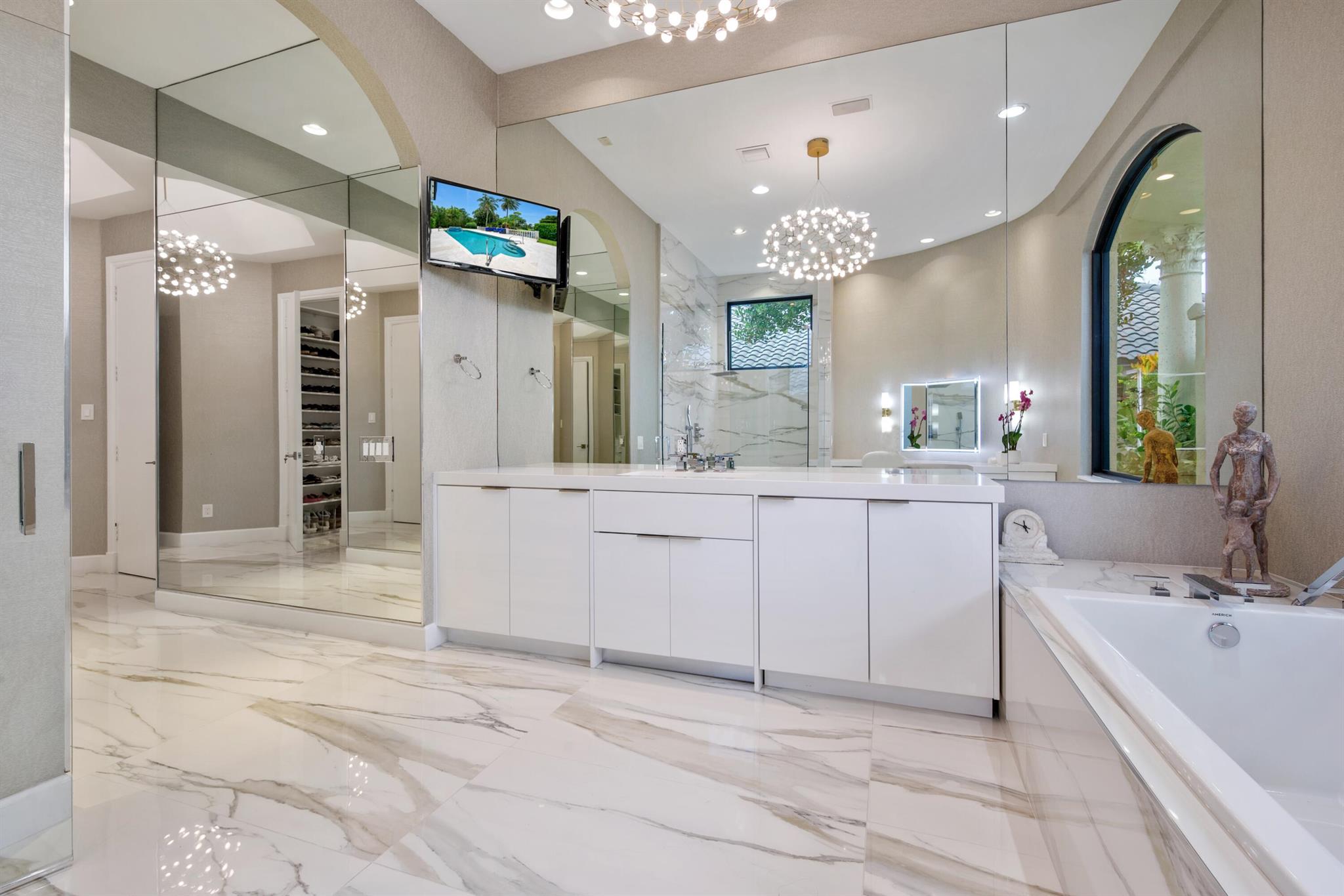 ST ANDREWS COUNTRY CLUB - Residential