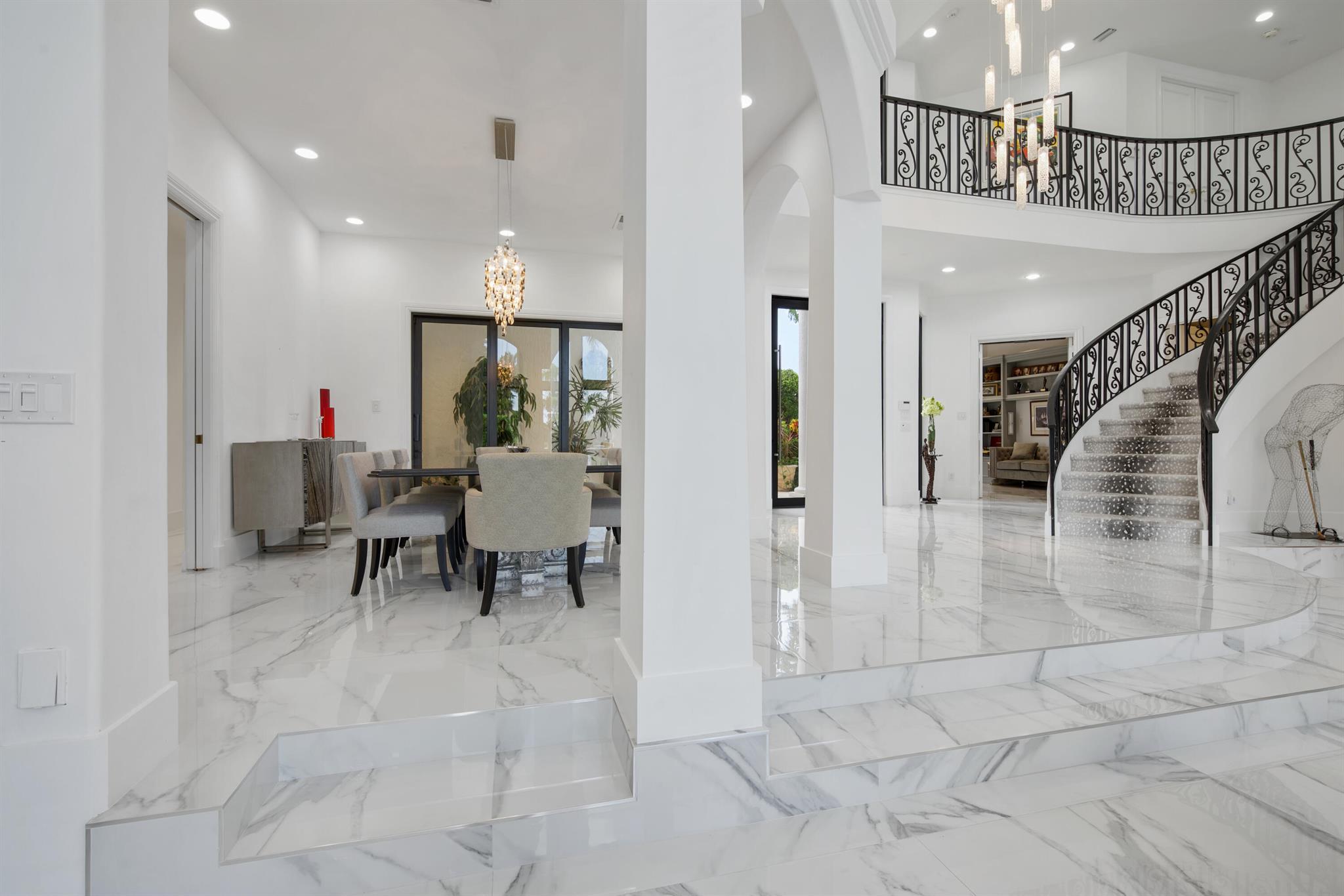 ST ANDREWS COUNTRY CLUB - Residential