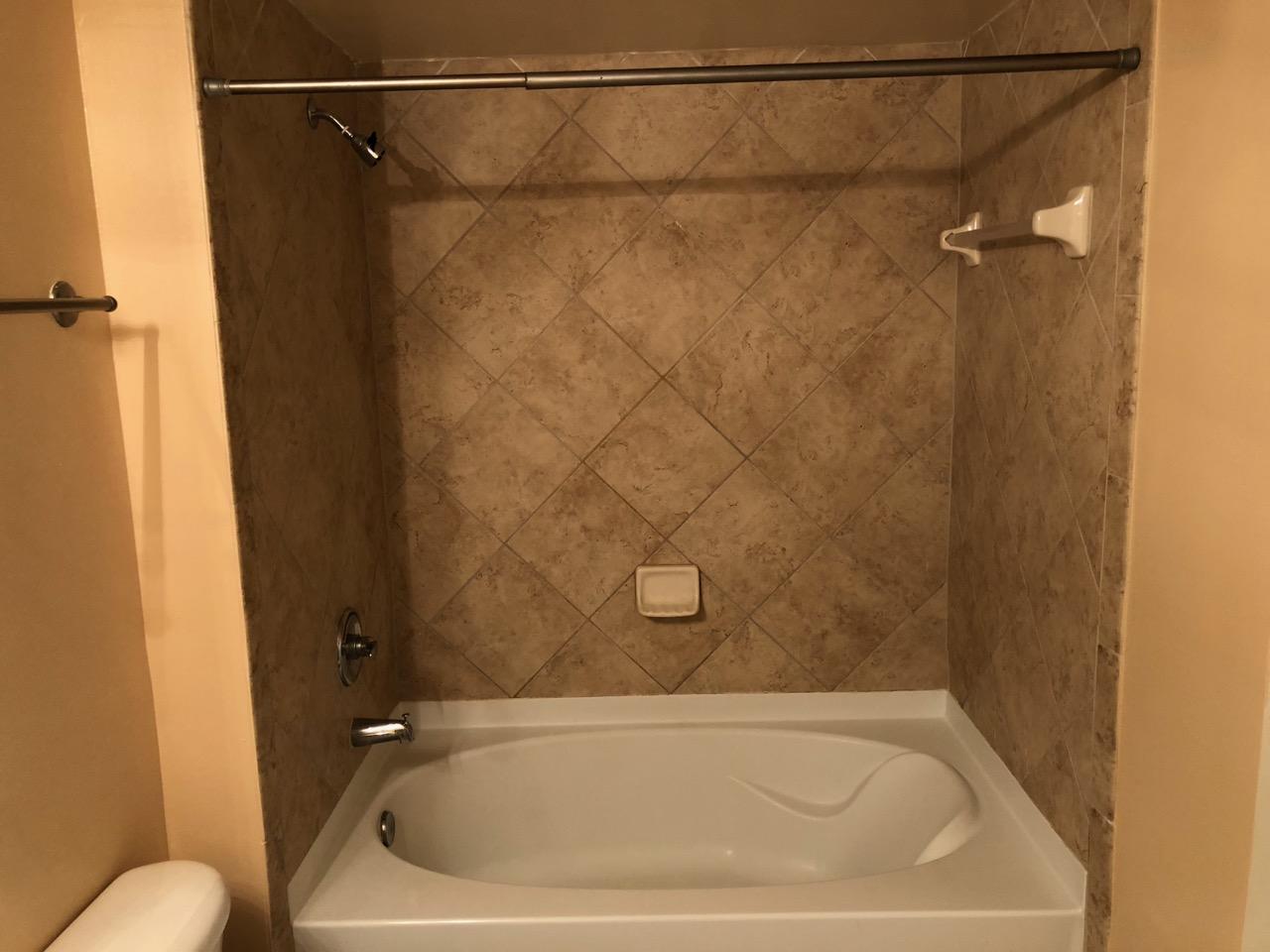 PRADO CONDO - Residential