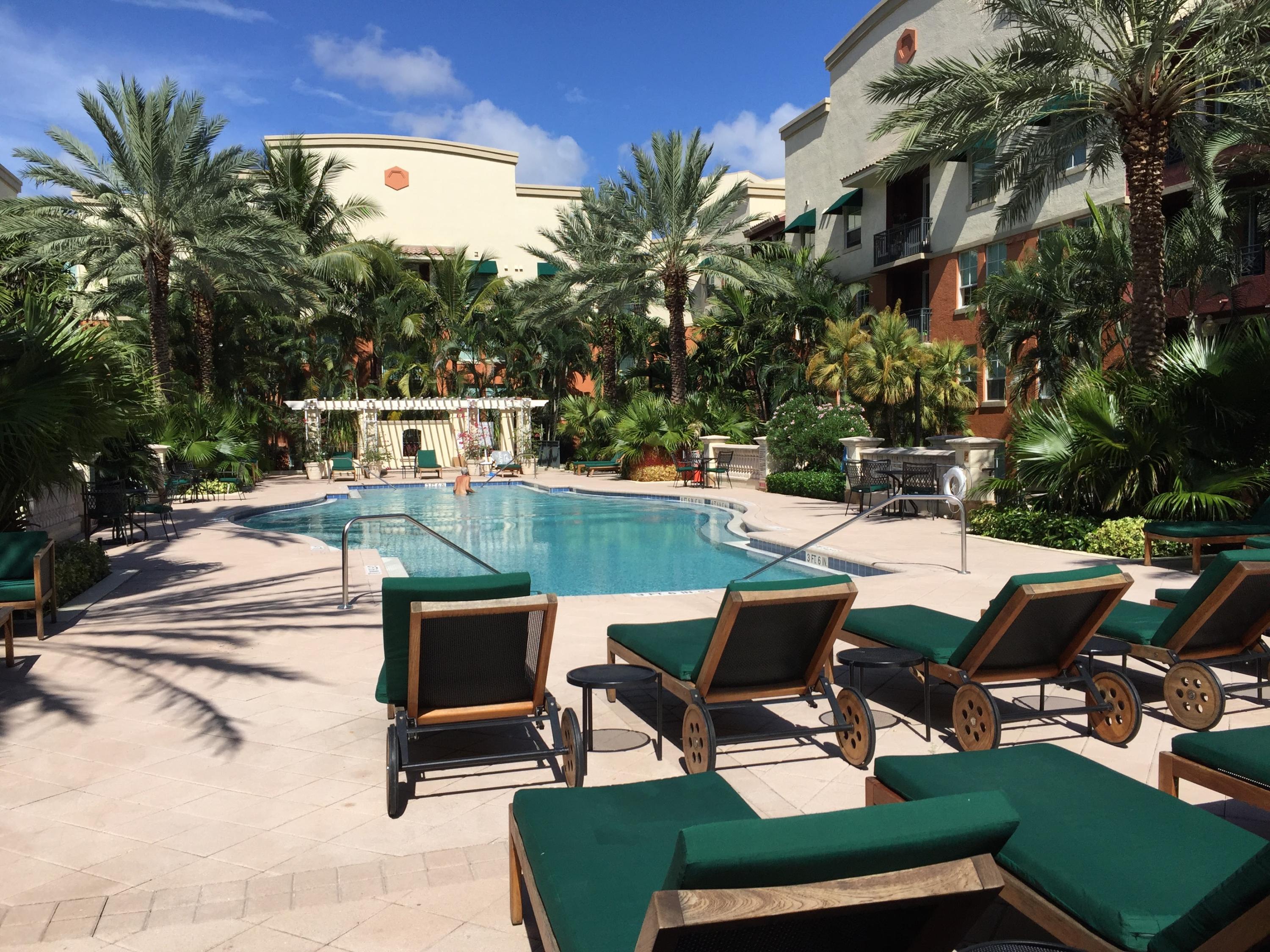 PRADO CONDO - Residential