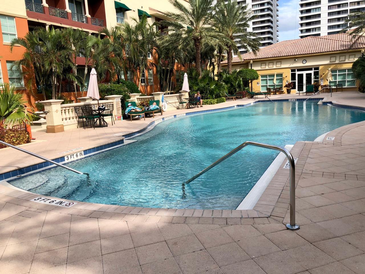 PRADO CONDO - Residential