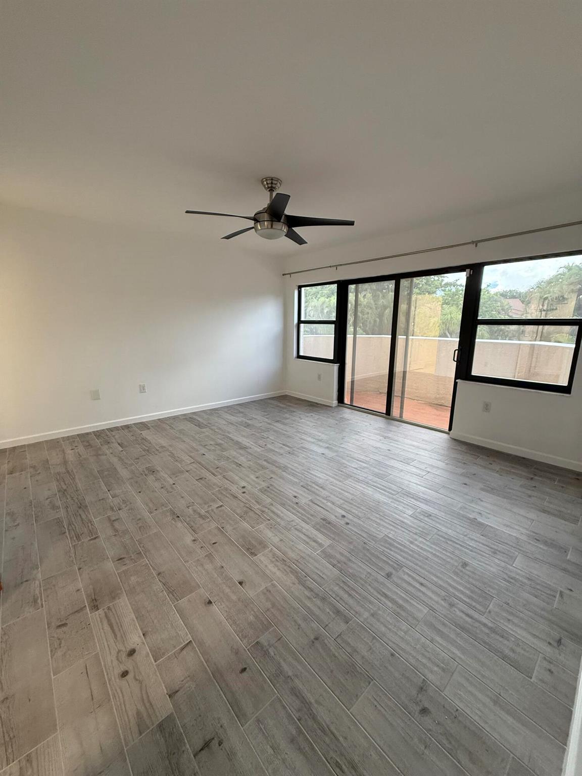 VILLA SONRISA CONDO - Residential Lease